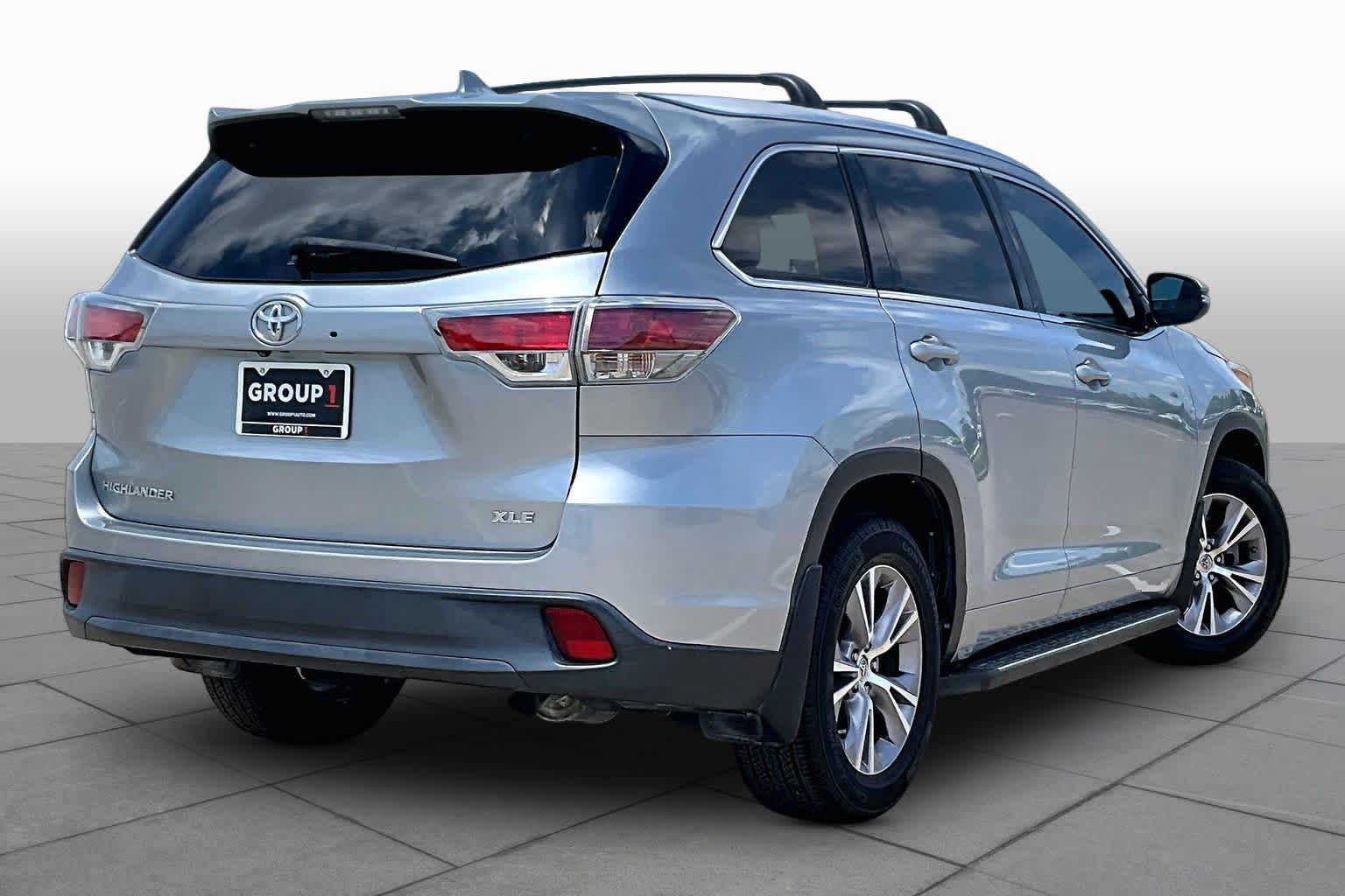 2015 Toyota Highlander XLE Silver Sky Metallic at Mac Haik Ford