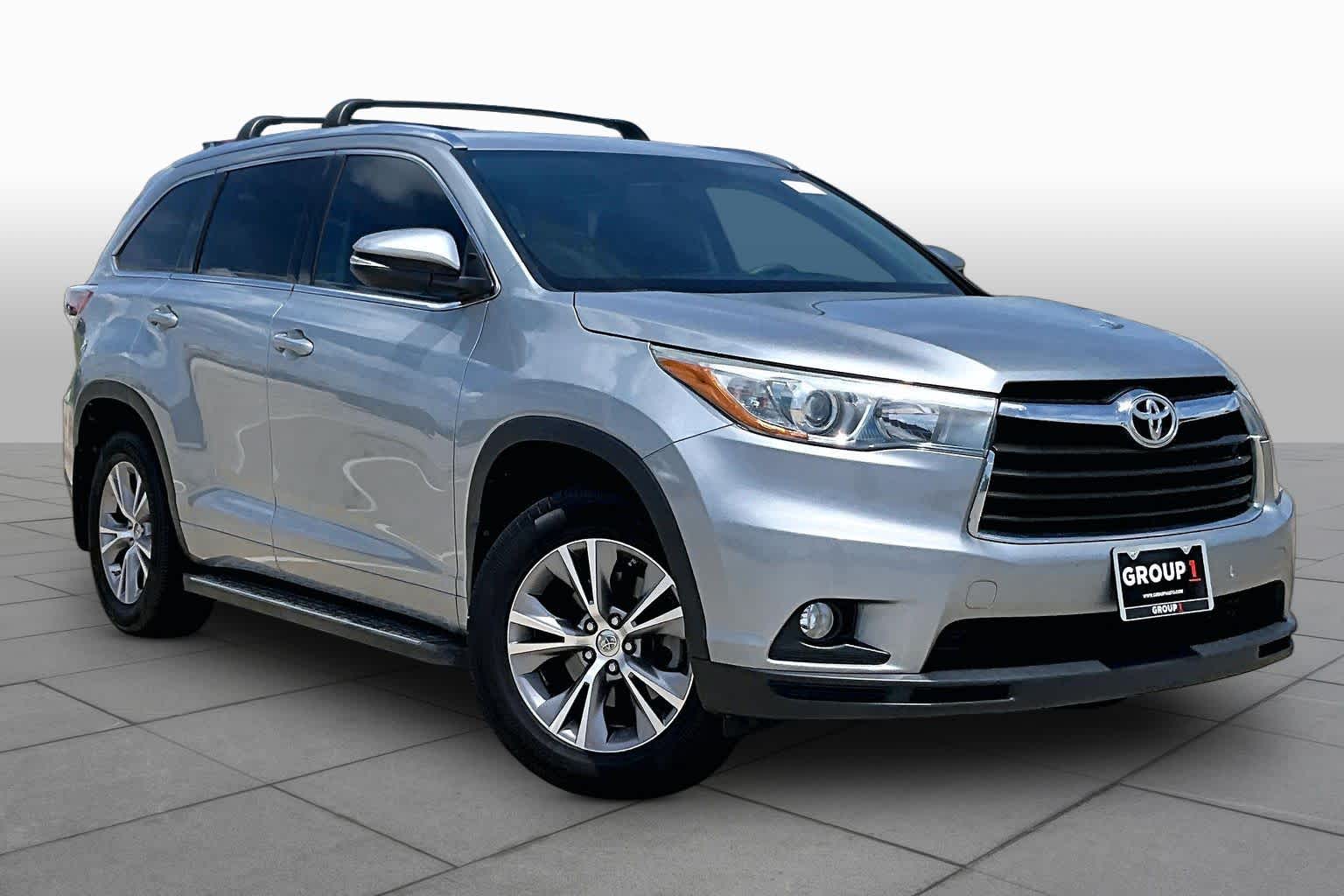 2015 Toyota Highlander XLE Silver Sky Metallic at Mac Haik Ford