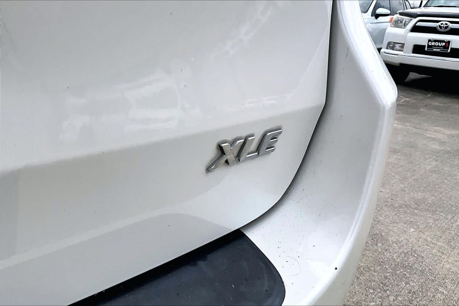 2020 Toyota Sienna XLE Premium Blizzard Pearl at AutoNation USA Katy