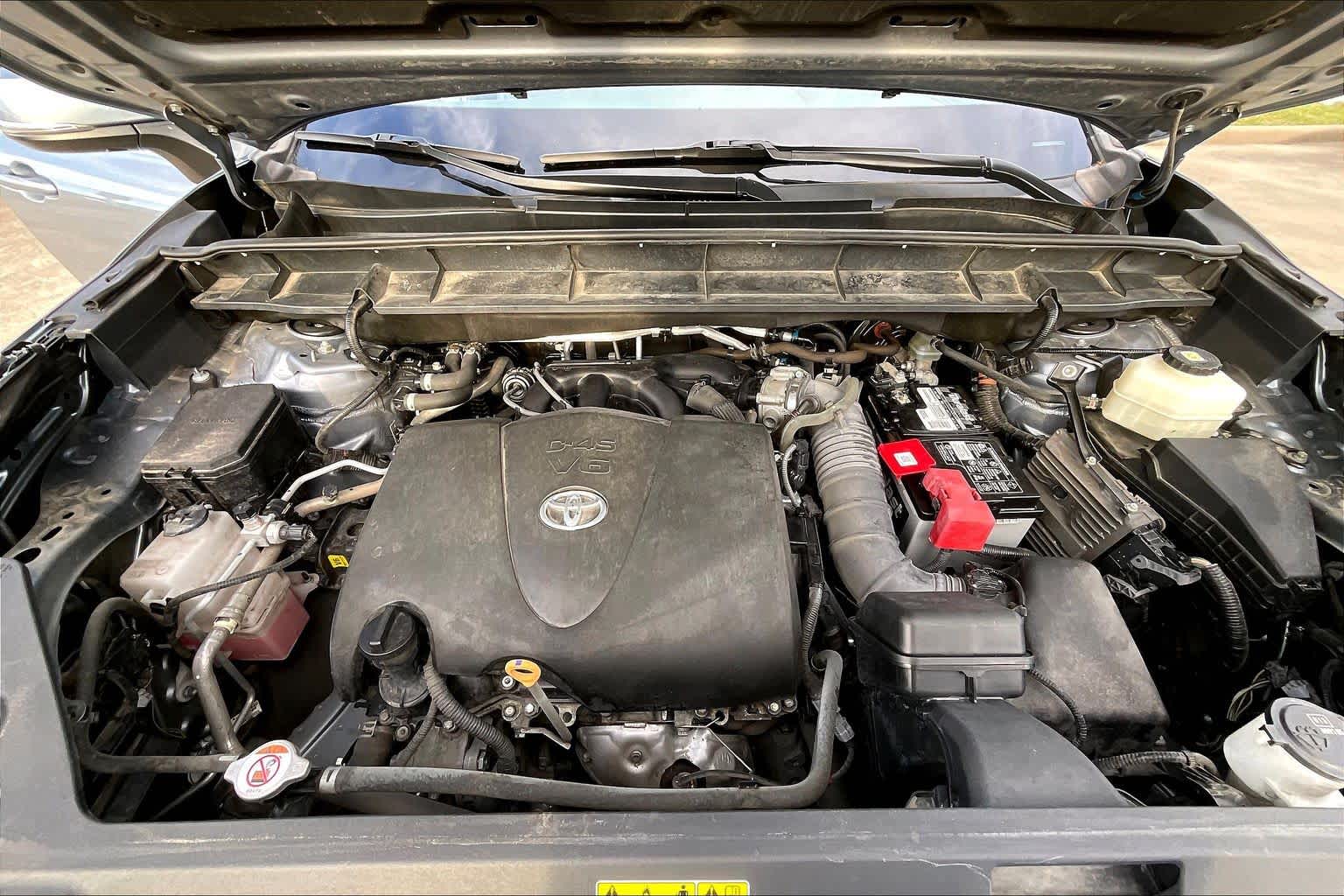 2021 Toyota Highlander Limited Moon Dust at AutoNation Toyota Gulf Fwy