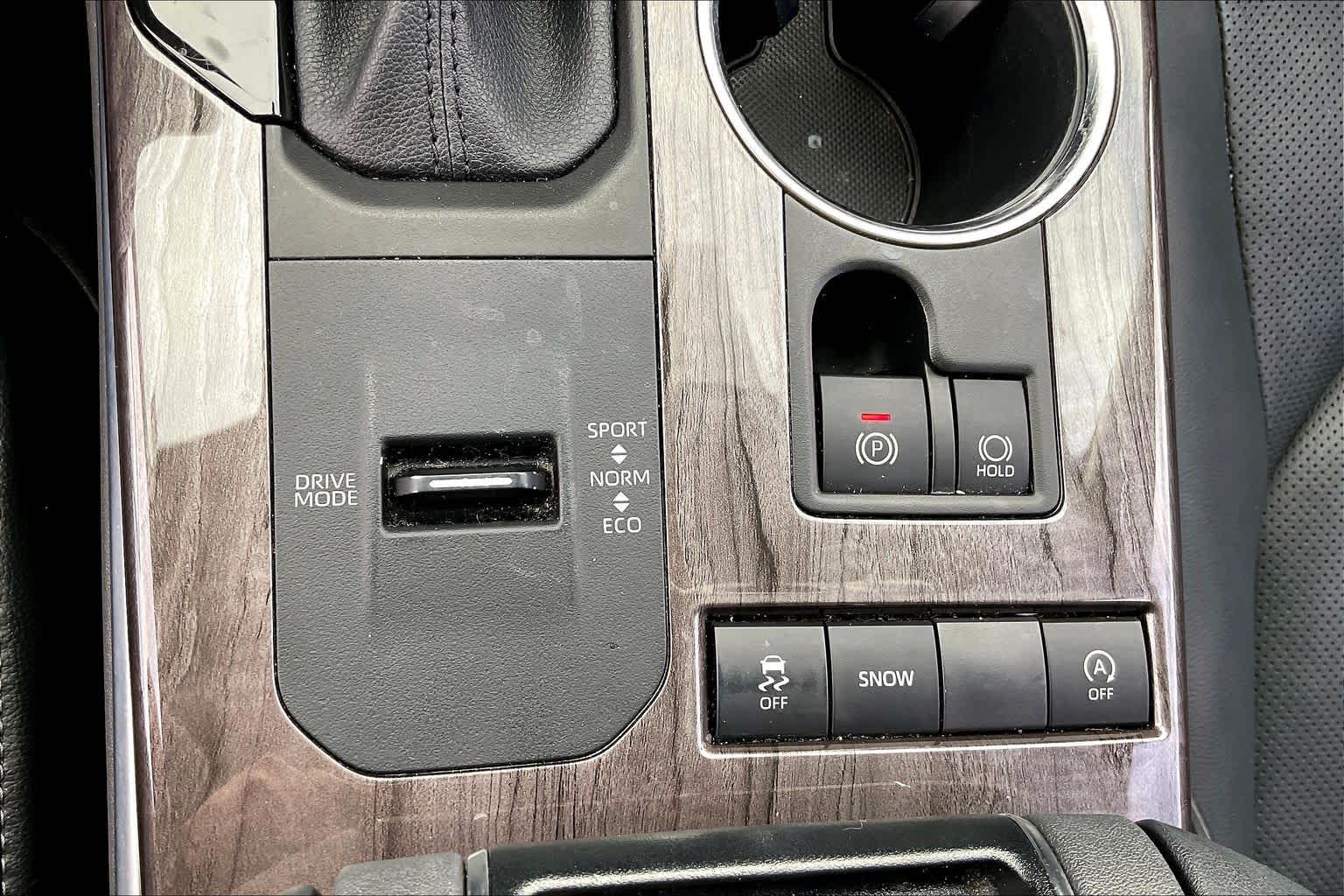 2021 Toyota Highlander Limited Moon Dust at AutoNation Toyota Gulf Fwy