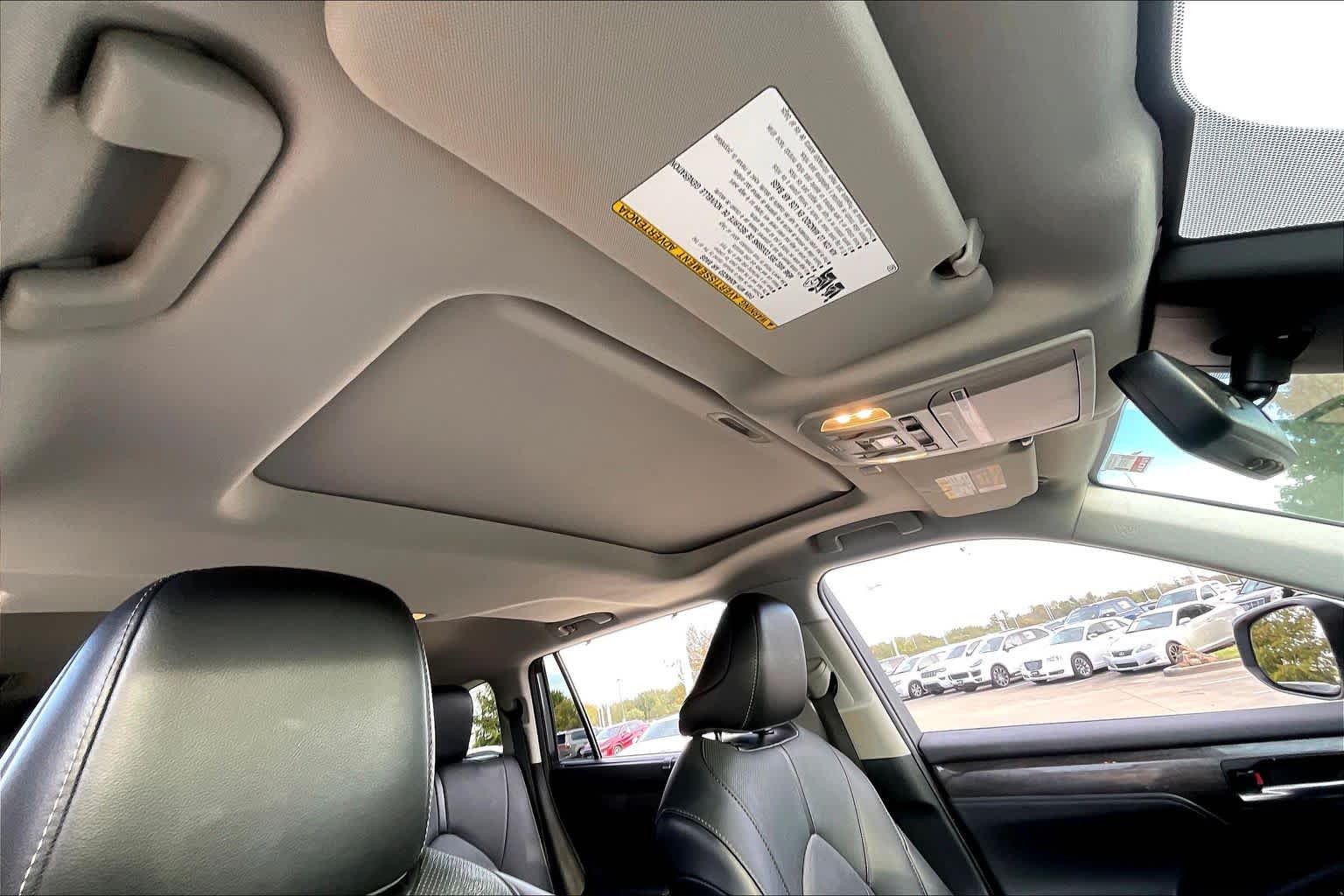 2021 Toyota Highlander Limited Moon Dust at AutoNation Toyota Gulf Fwy