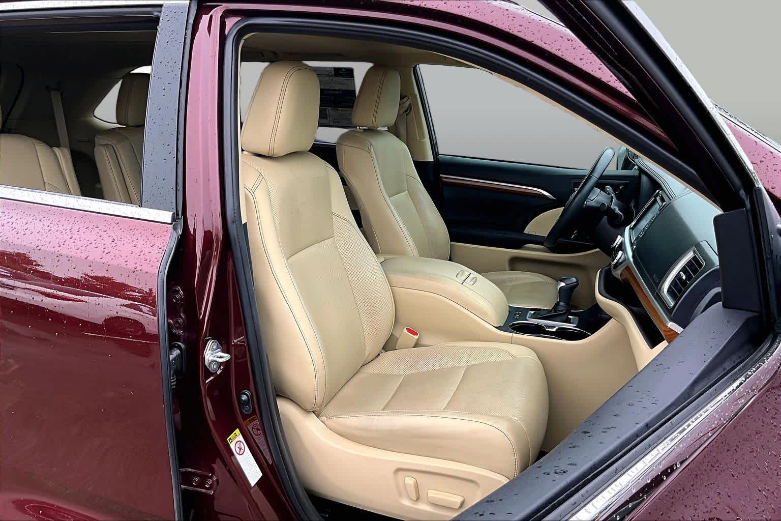 2019 Toyota Highlander Limited Ooh La La Rouge Mica at Lexus Southwest Houston