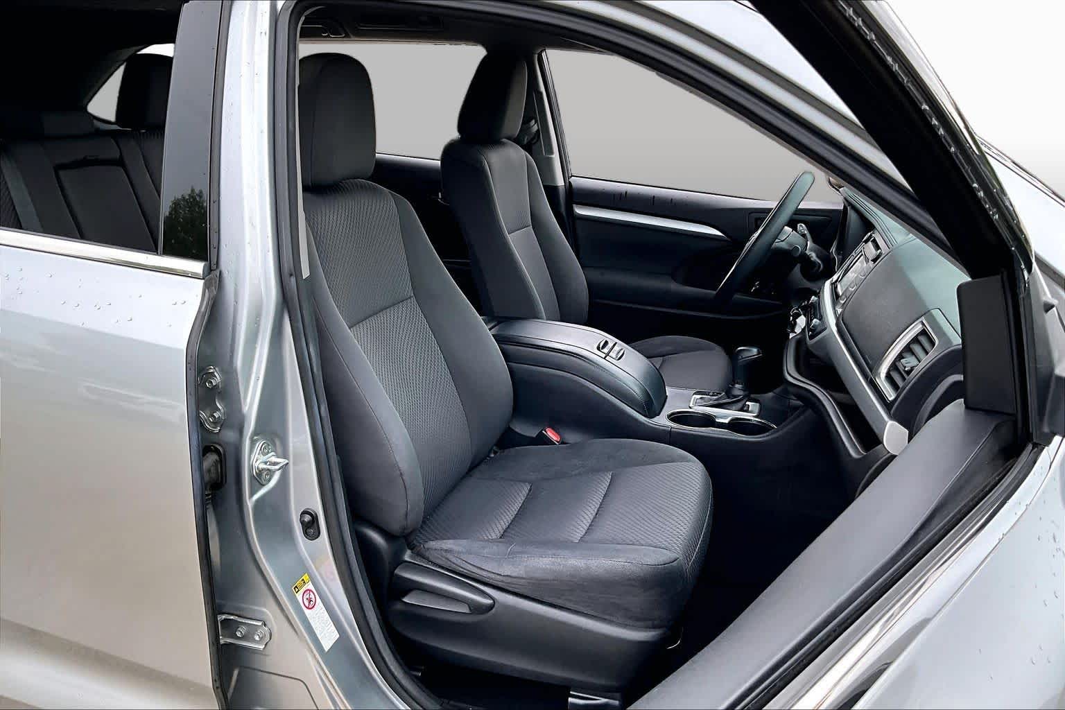 2016 Toyota Highlander LE Silver Sky Metallic at AutoNation Toyota Gulf Fwy