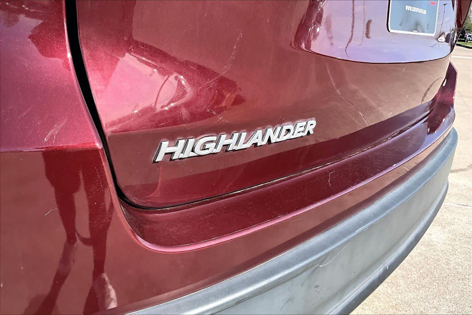 2016 Toyota Highlander LE Plus Ooh La La Rouge Mica at AutoNation USA Houston