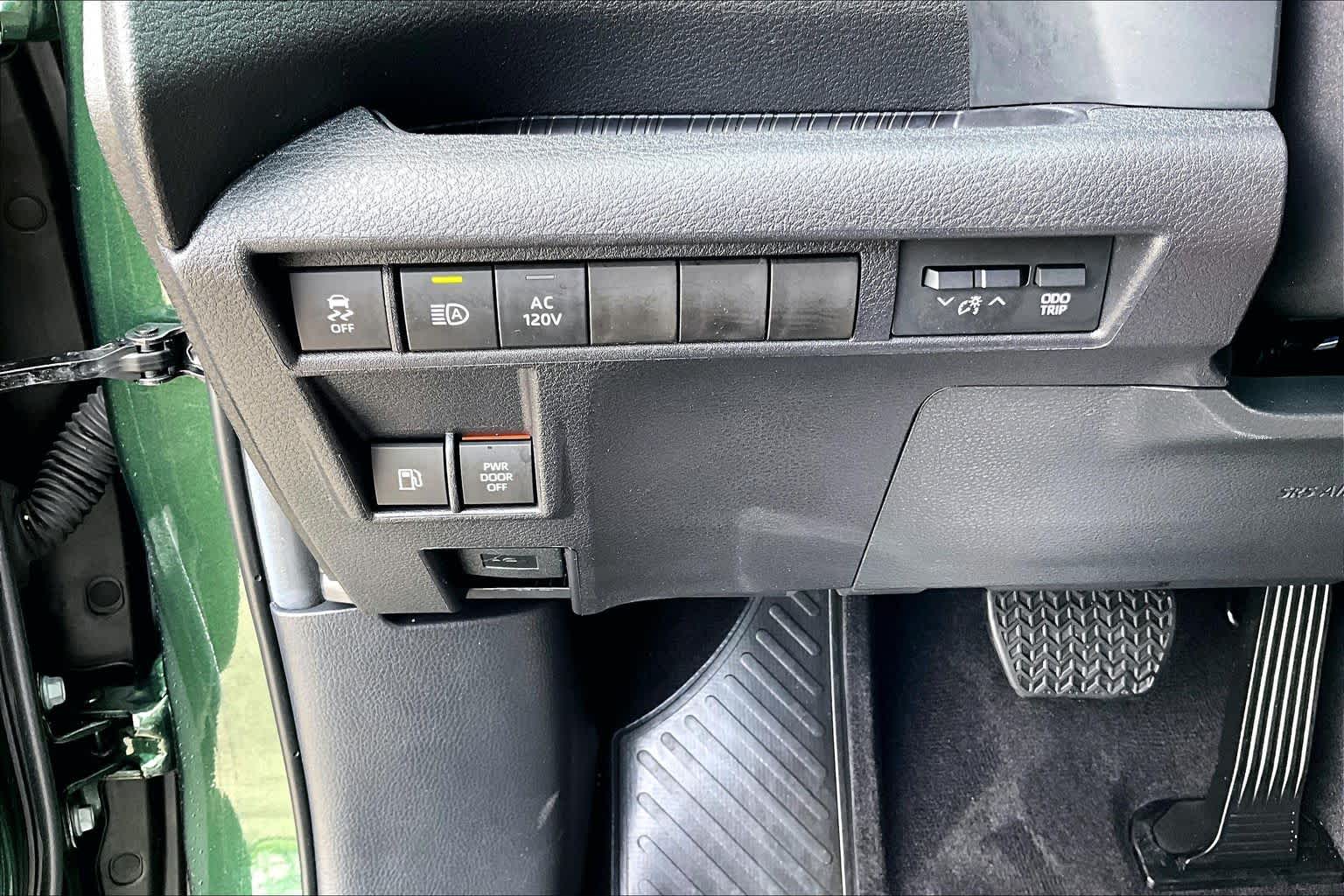 2025 Toyota Sienna Limited Cypress at Group 1 Toyota Southwest
