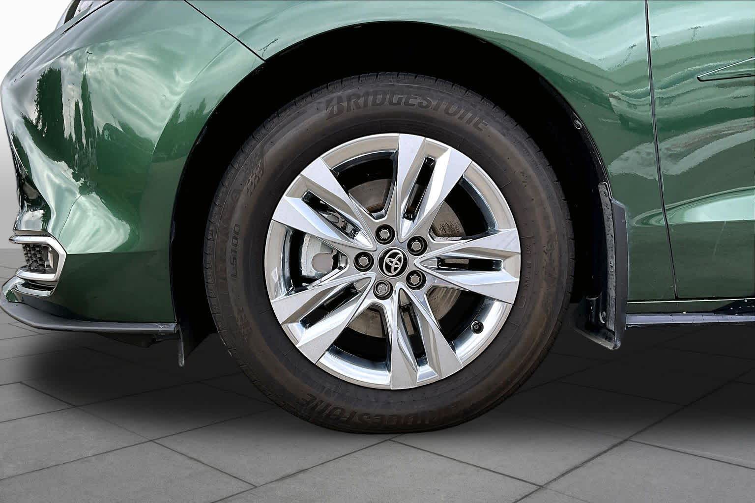 2025 Toyota Sienna Limited Cypress at Group 1 Toyota Southwest