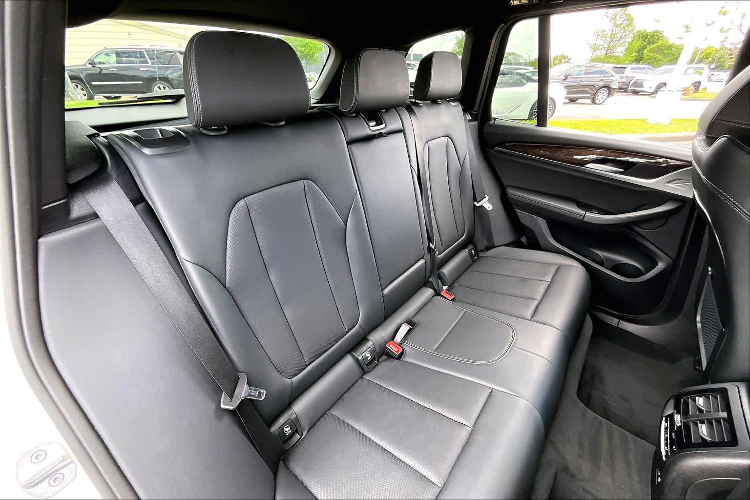2024 BMW X3 sDrive30i sDrive30i Alpine White at Group 1 Toyota Southwest