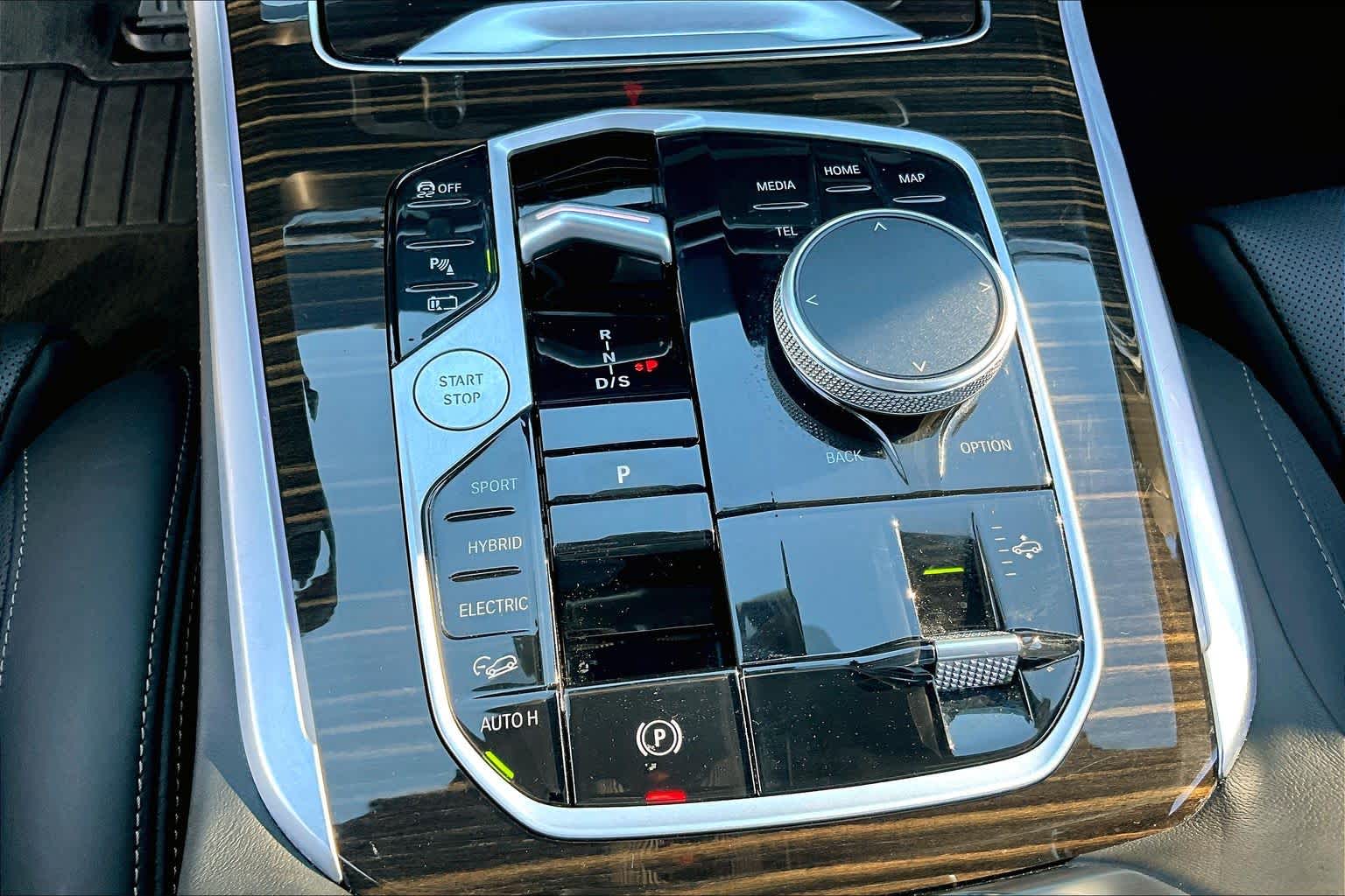 2025 BMW X5 xDrive50e Black Sapphire Metallic at Texan GMC Buick