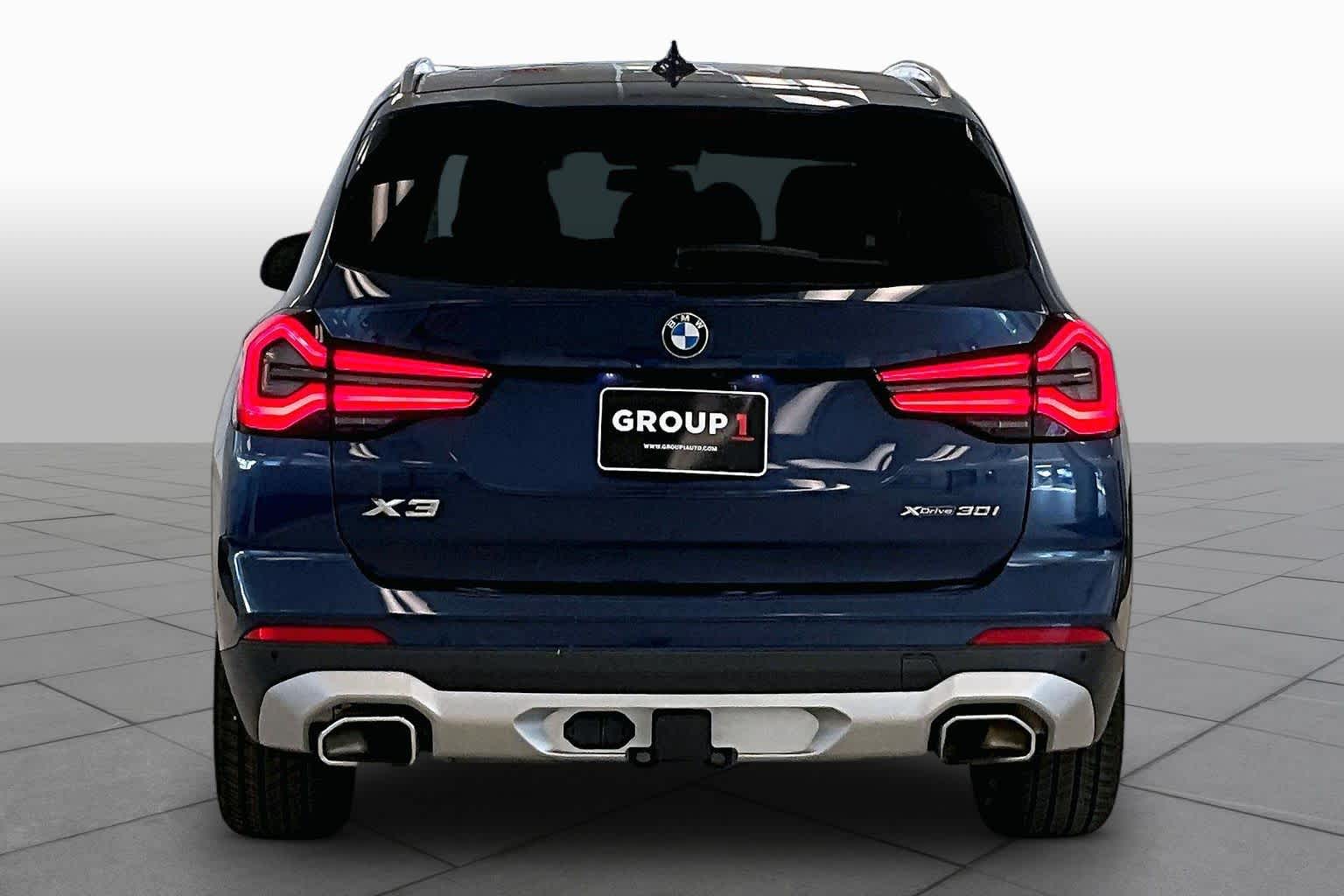 2023 BMW X3 xDrive30i photo 4 of 31