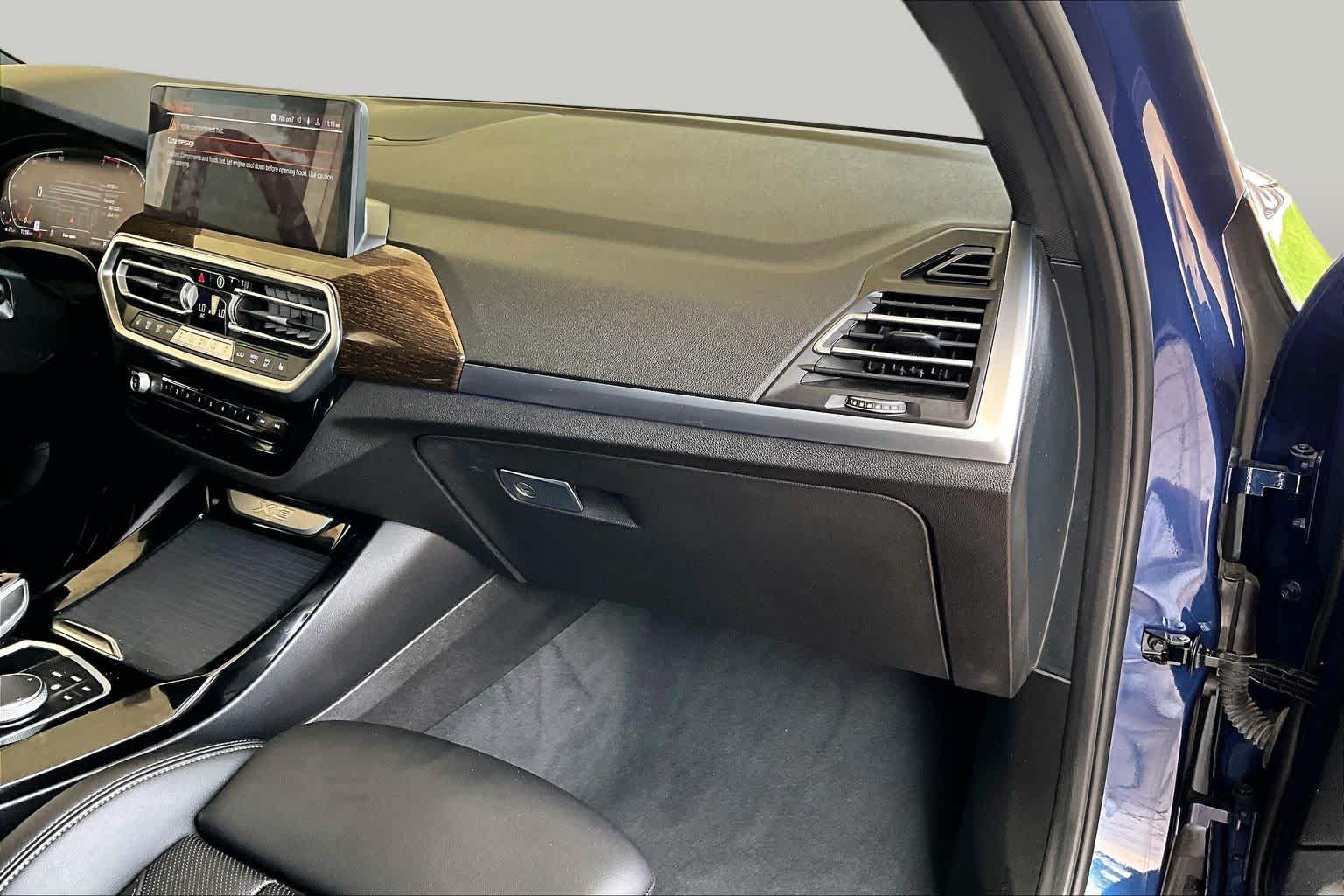 2022 BMW X3 xDrive30i photo 17 of 35
