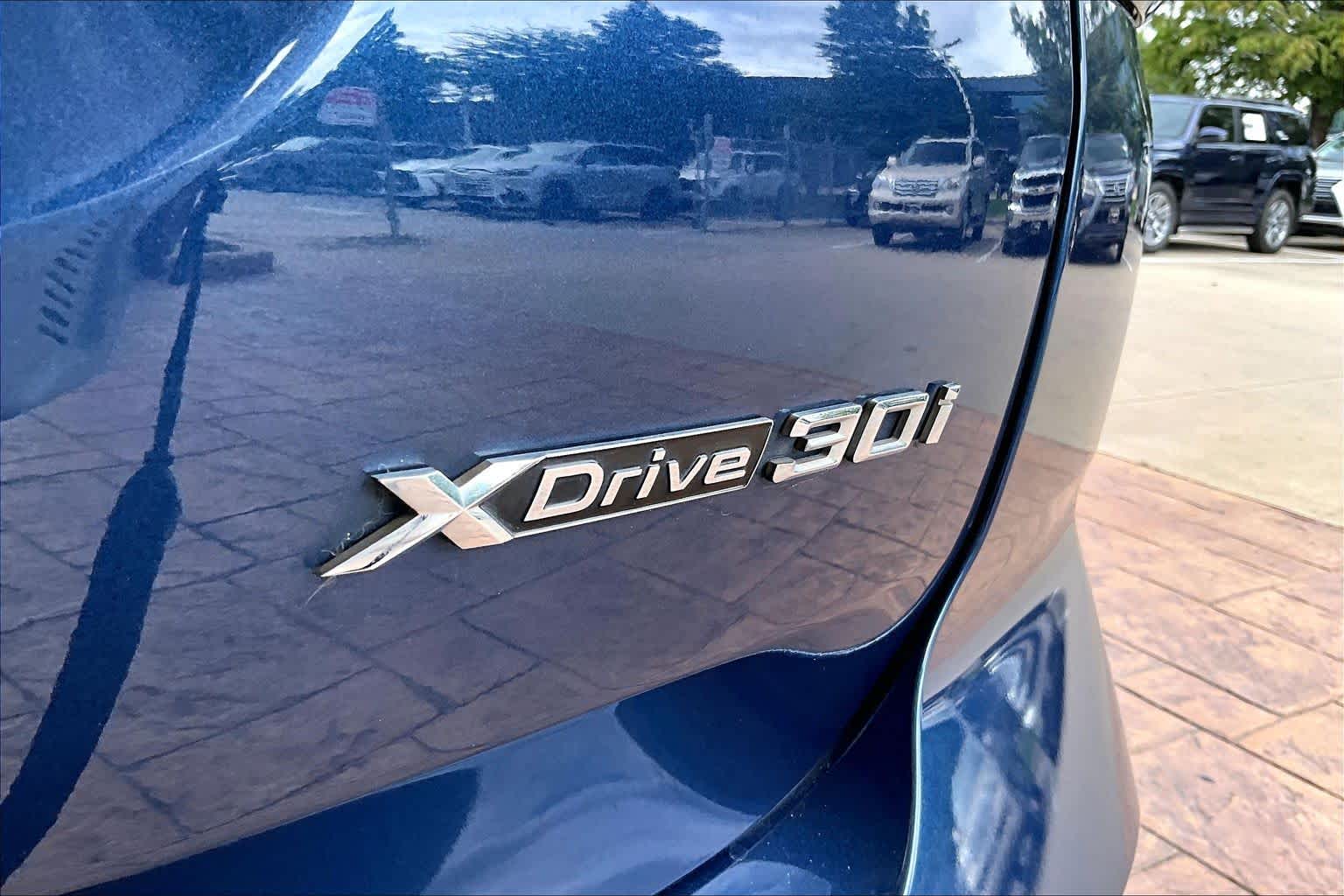 2022 BMW X3 xDrive30i photo 9 of 35