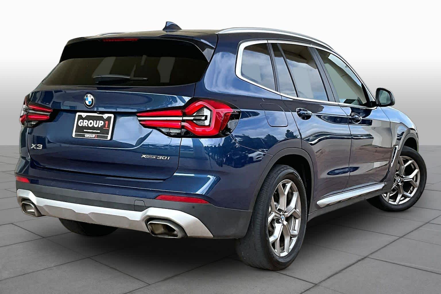 2022 BMW X3 xDrive30i photo 12 of 35