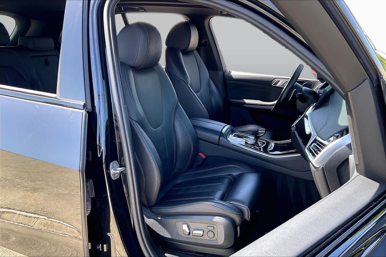 2021 BMW X5 sDrive40i sDrive40i Black Sapphire Metallic at Texan GMC Buick