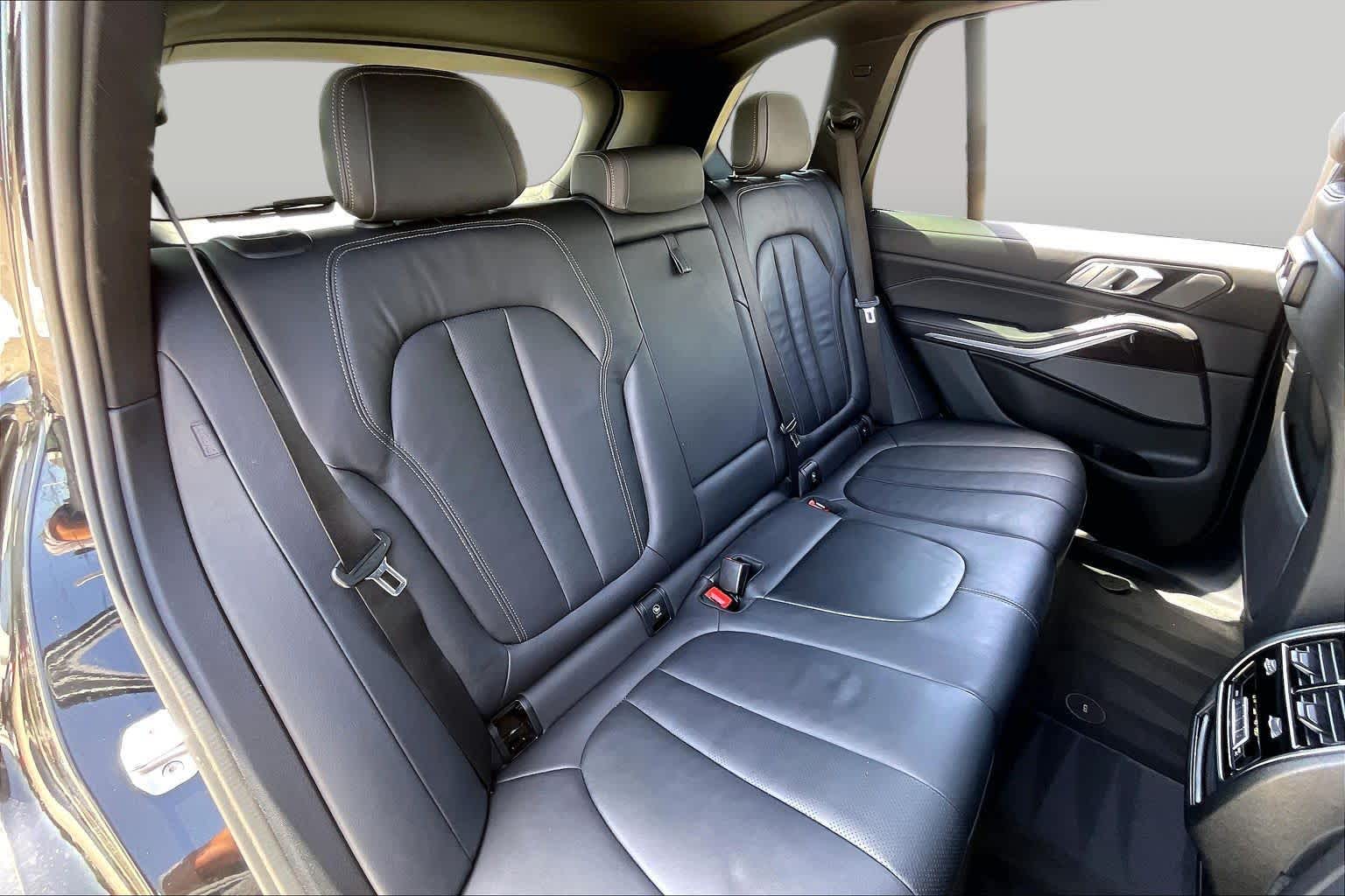 2021 BMW X5 sDrive40i sDrive40i Black Sapphire Metallic at Texan GMC Buick