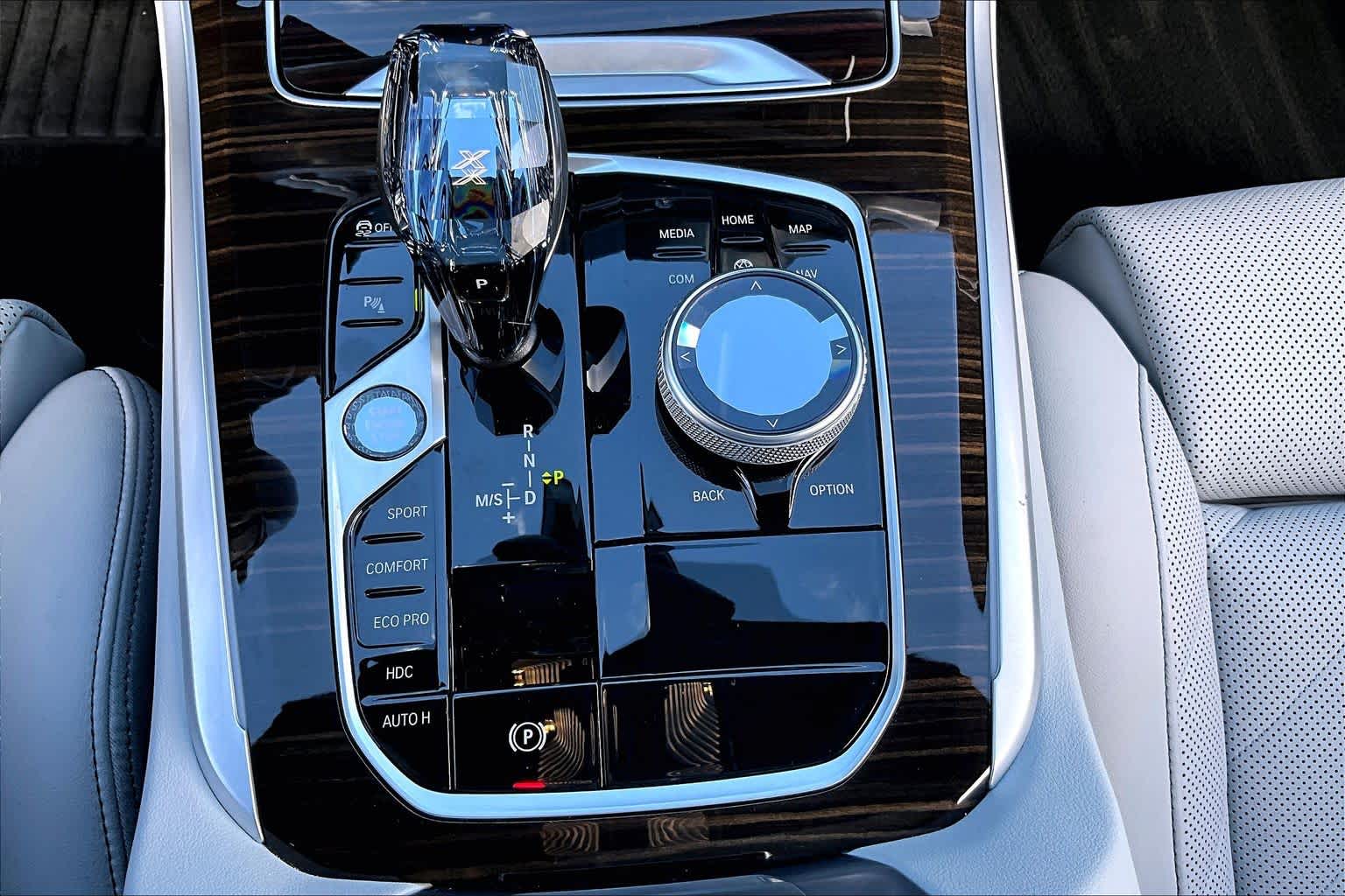 2023 BMW X5 xDrive40i xDrive40i Alpine White at Beck & Masten Kia