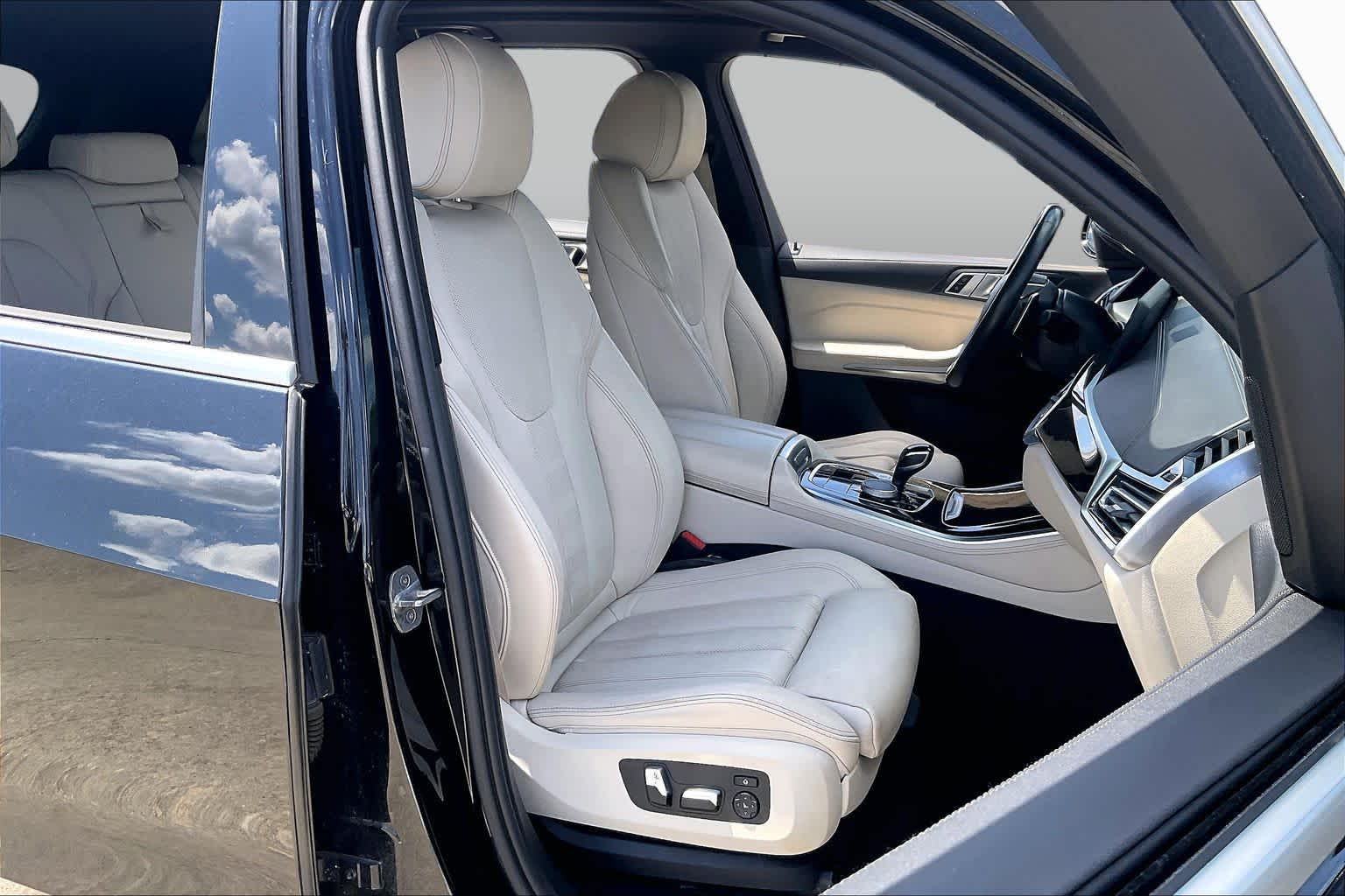 2019 BMW X5 xDrive40i xDrive40i Black Sapphire Metallic at Group 1 GMC Buick South