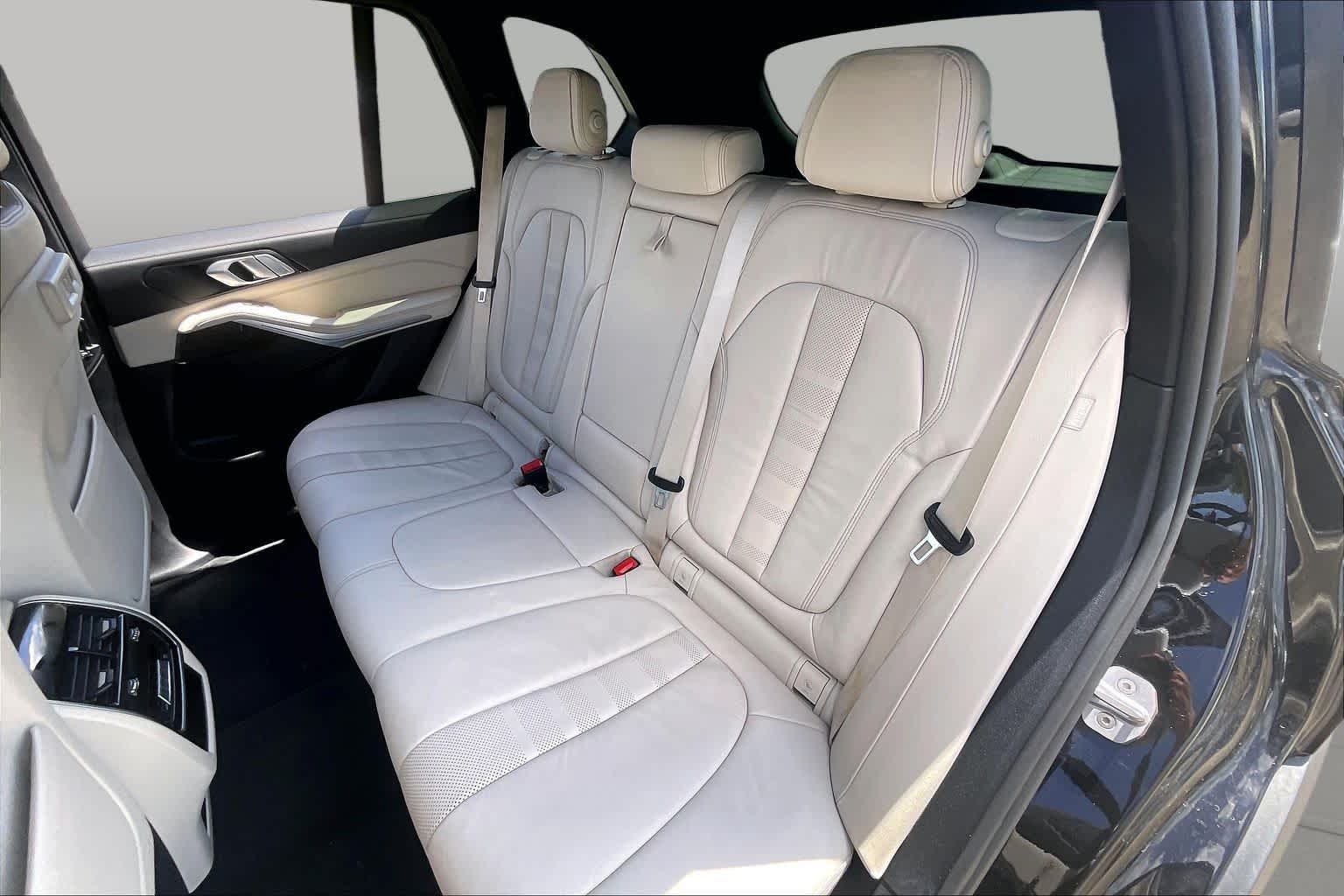 2019 BMW X5 xDrive40i xDrive40i Black Sapphire Metallic at Group 1 GMC Buick South
