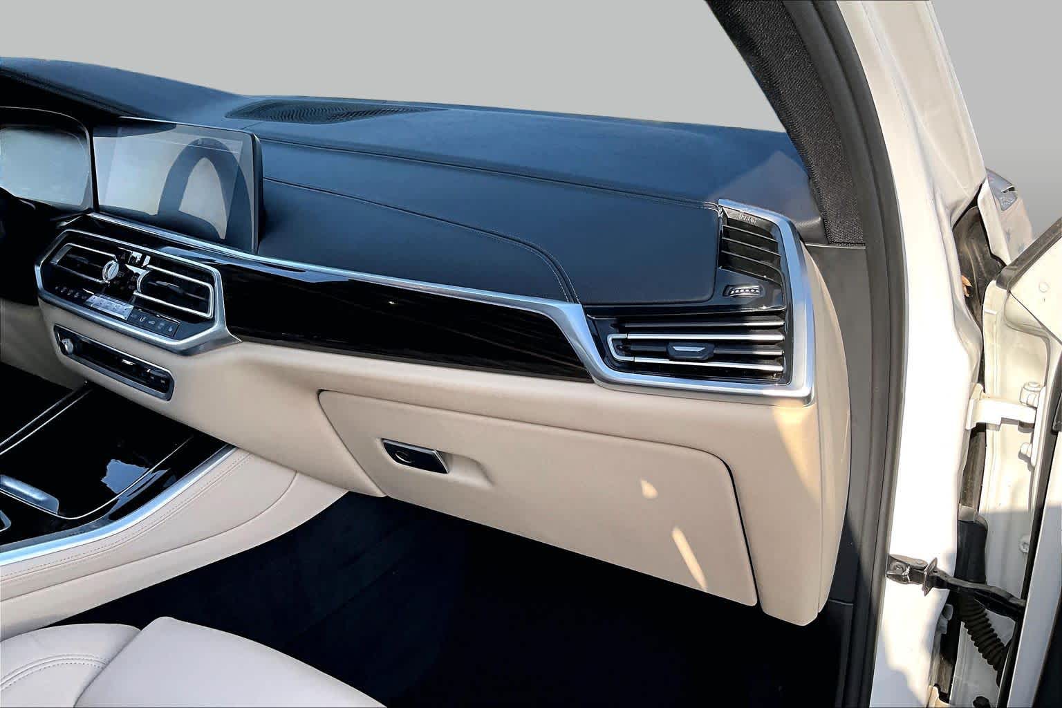2019 BMW X5 xDrive40i xDrive40i Mineral White Metallic at Beck & Masten Kia