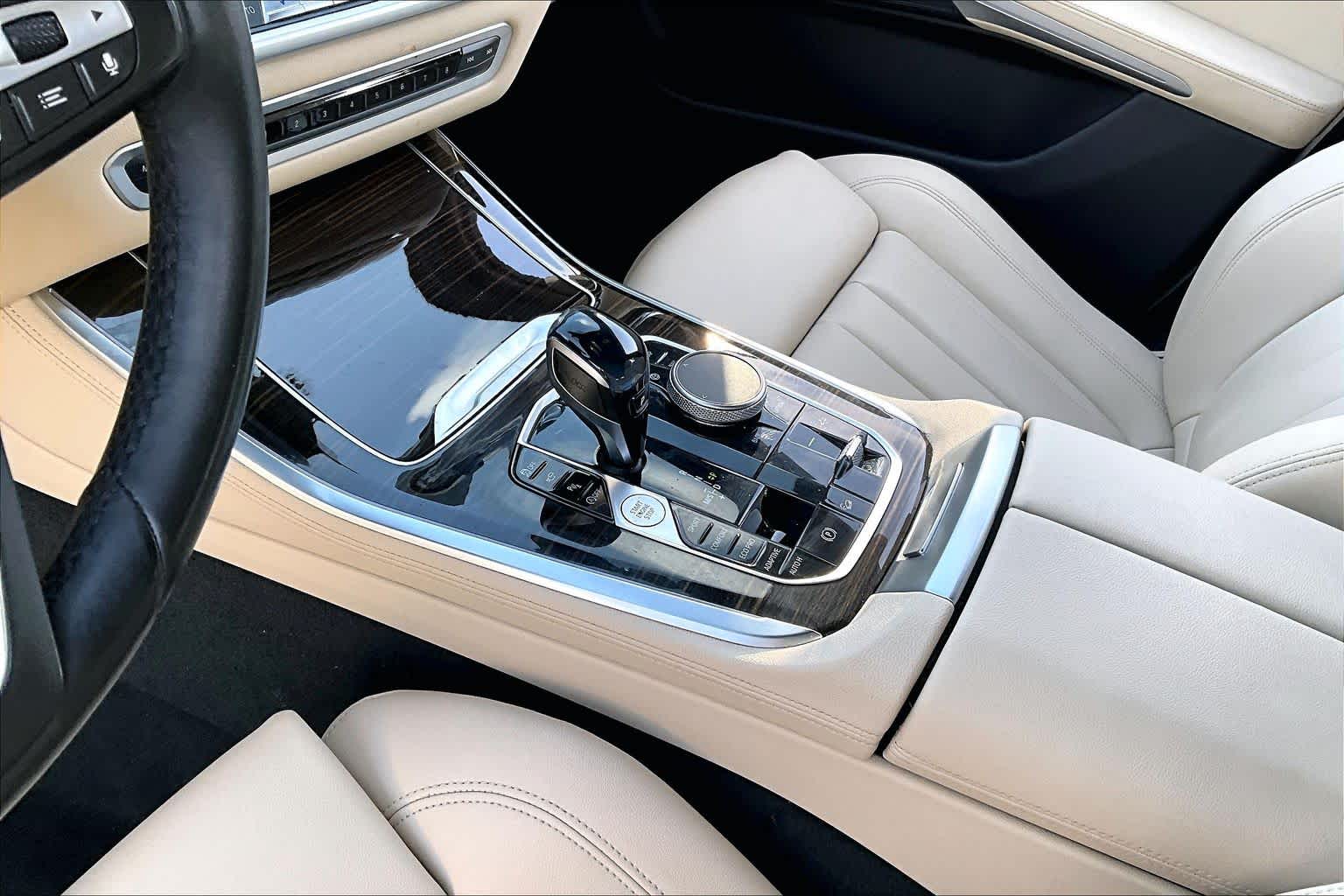 2019 BMW X5 xDrive40i xDrive40i Mineral White Metallic at Beck & Masten Kia