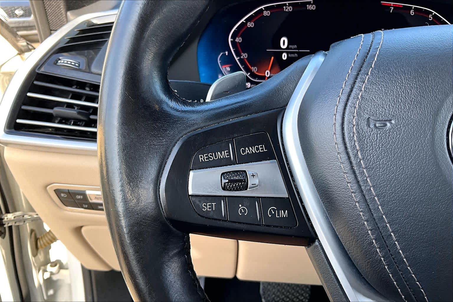 2019 BMW X5 xDrive40i xDrive40i Mineral White Metallic at Beck & Masten Kia