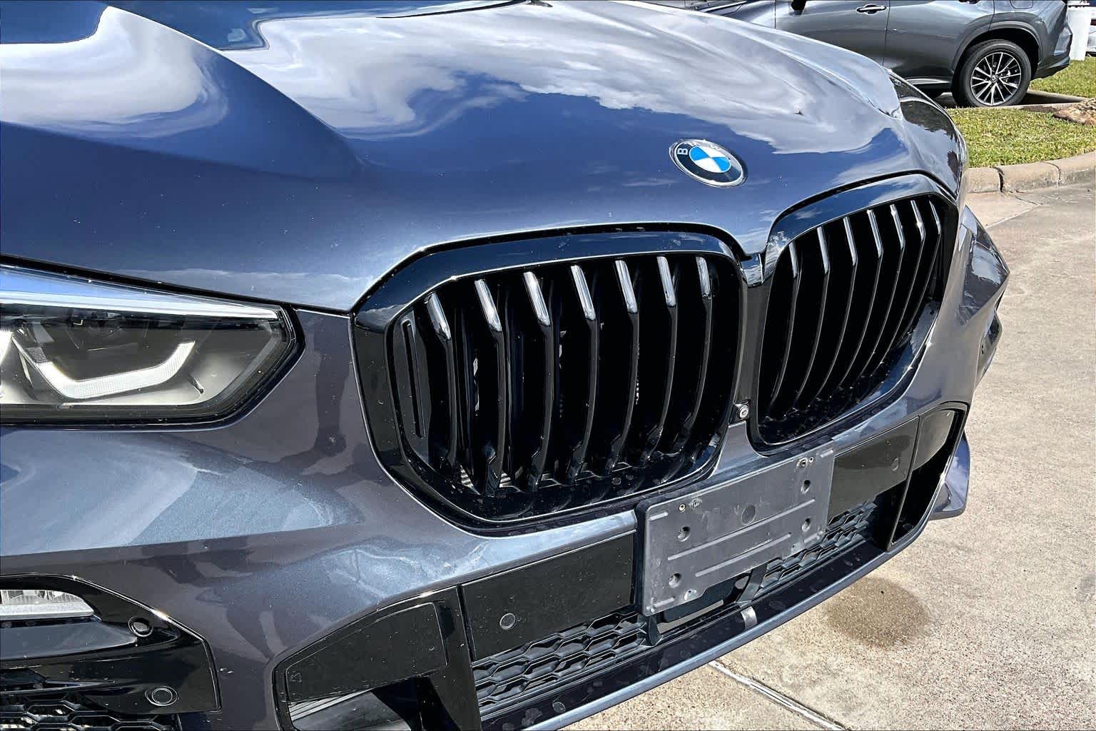 2020 BMW X5 M50i Arctic Gray Metallic at HGreg Houston