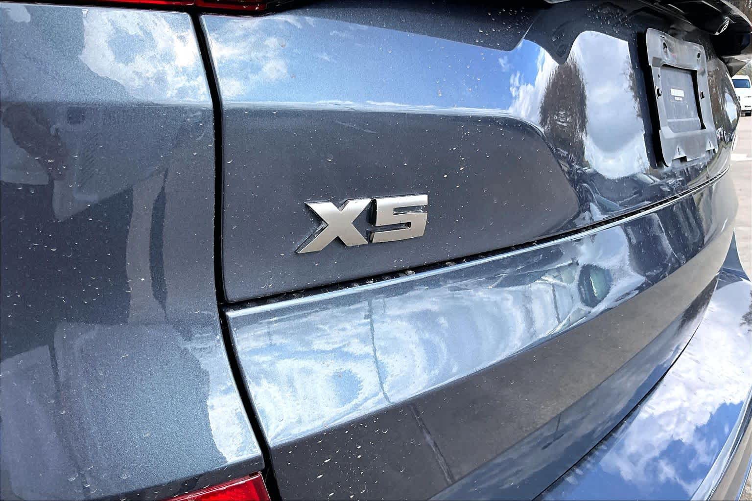 2020 BMW X5 M50i Arctic Gray Metallic at HGreg Houston