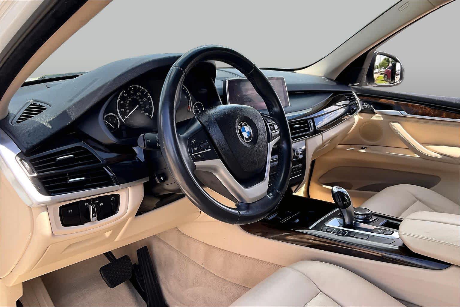 2015 BMW X5 sDrive35i sDrive35i Alpine White at Beck & Masten Kia