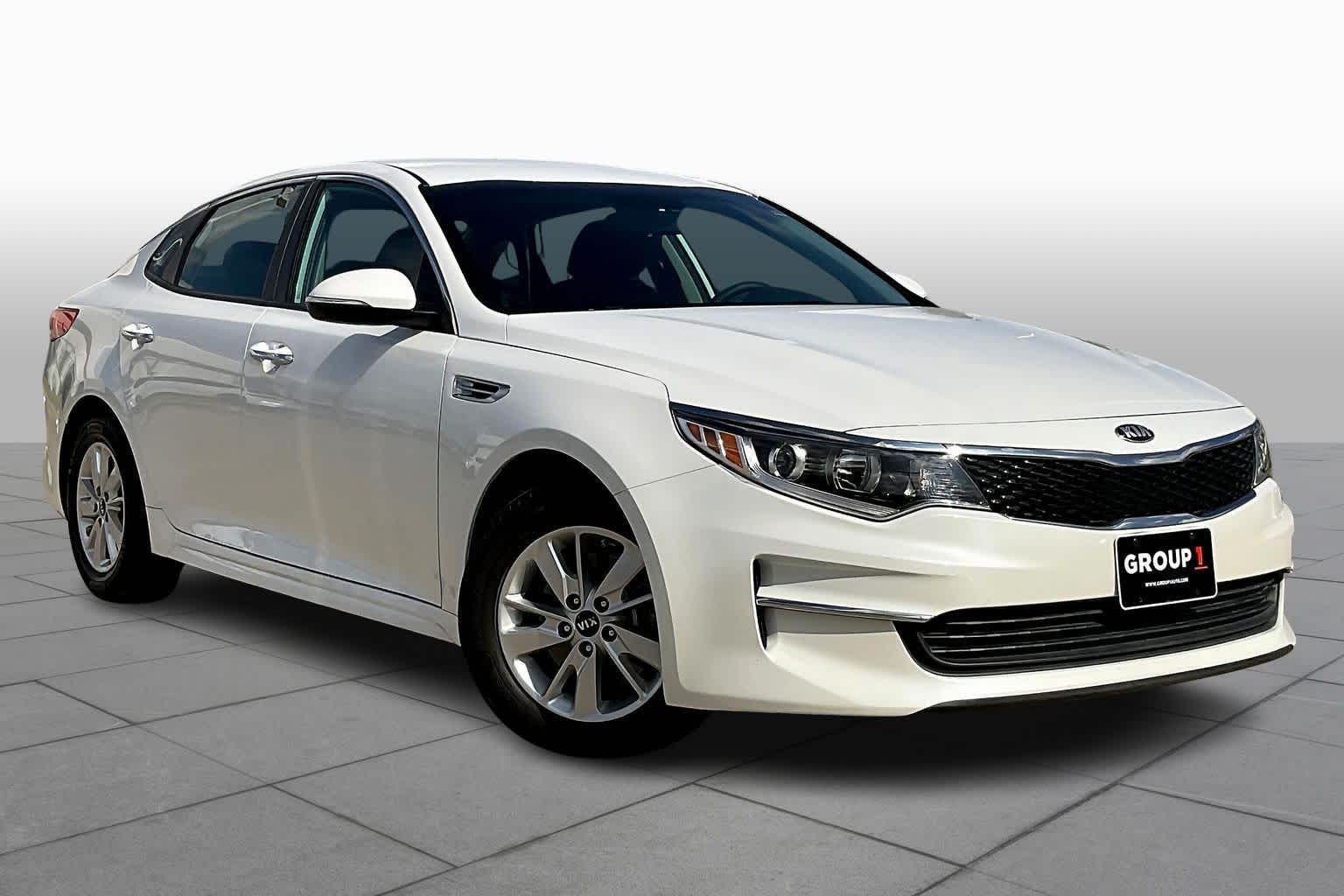 2018 Kia Optima LX Snow White Pearl at HGreg Houston