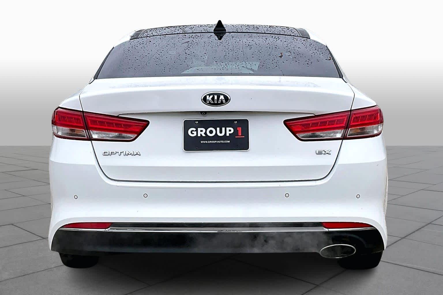 2018 Kia Optima EX Snow White Pearl at HGreg Houston