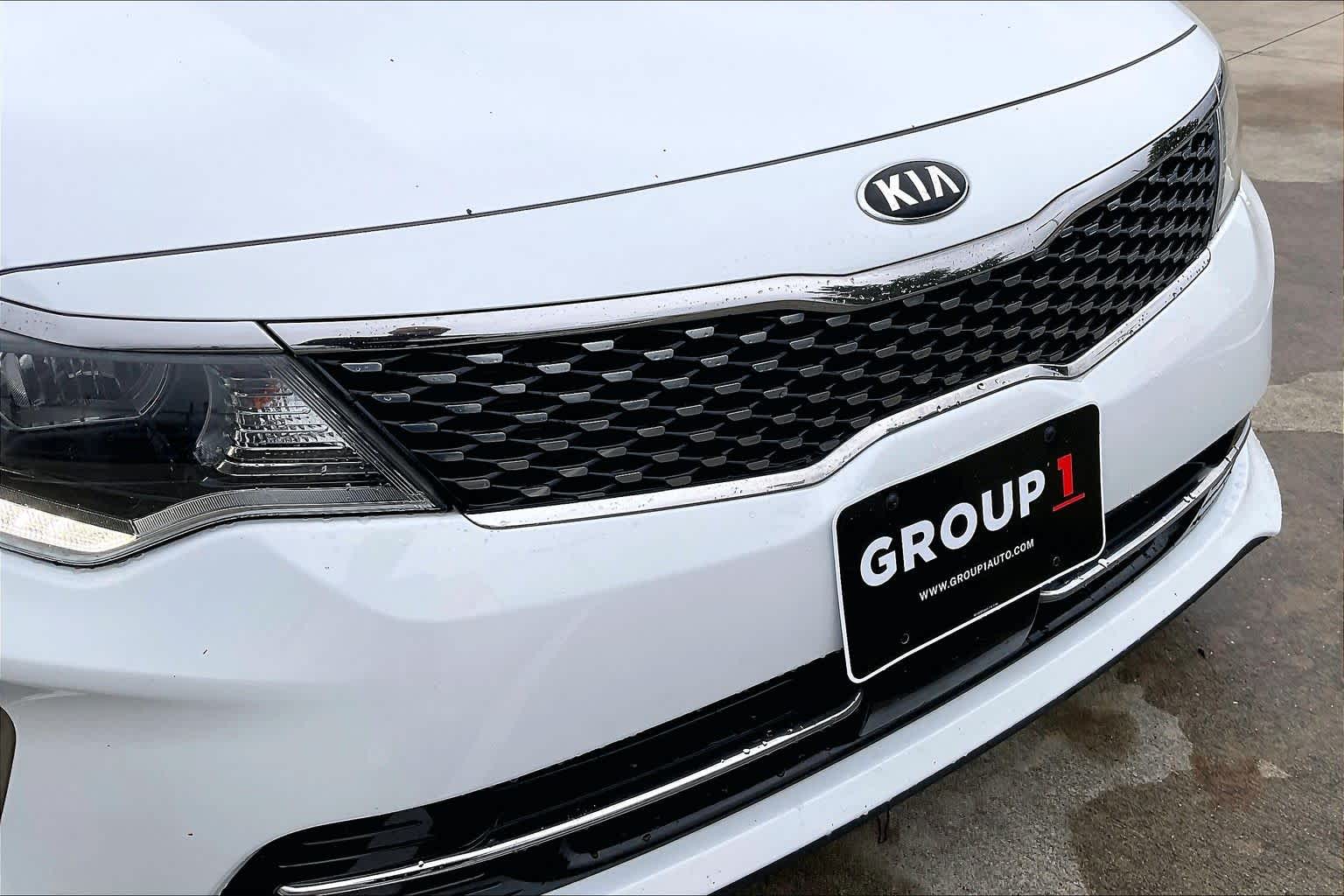 2018 Kia Optima EX Snow White Pearl at HGreg Houston