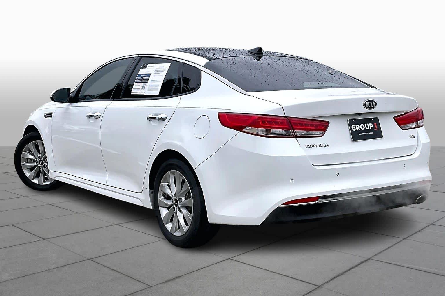 2018 Kia Optima EX Snow White Pearl at HGreg Houston