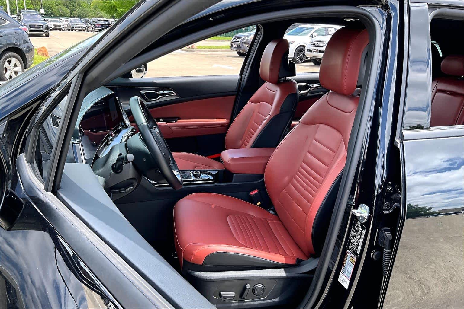 2024 Kia Sportage SX-Prestige Ebony Black at Westside Kia