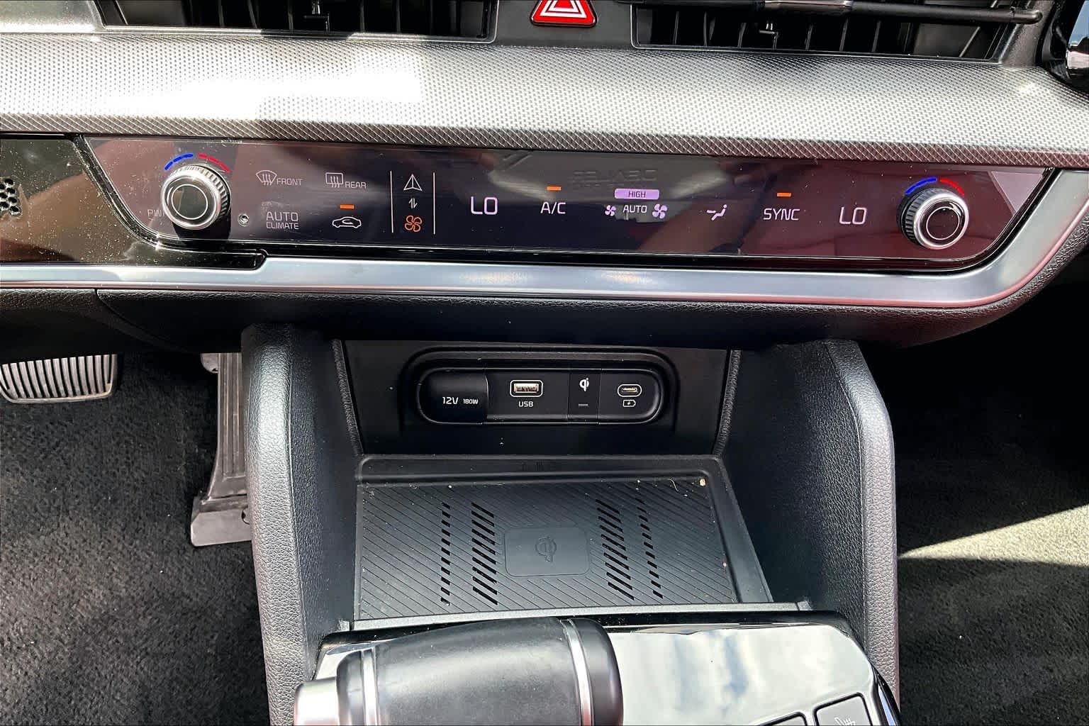 2024 Kia Sportage SX-Prestige Ebony Black at Westside Kia