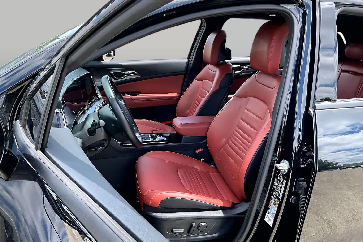 2024 Kia Sportage SX-Prestige Ebony Black at Beck & Masten Kia