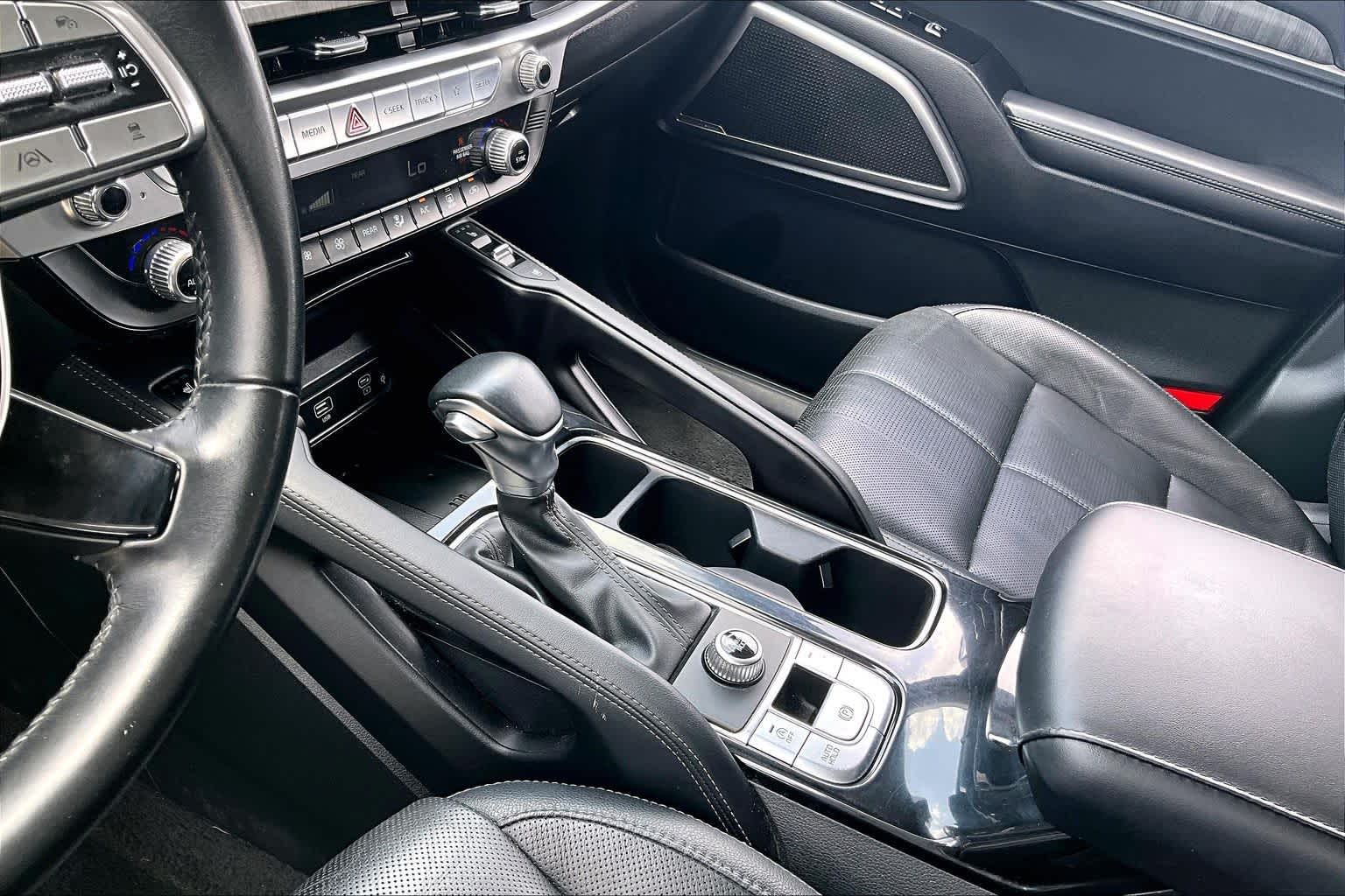 2024 Kia Telluride EX Glacial White Pearl at Friendly Ford Crosby