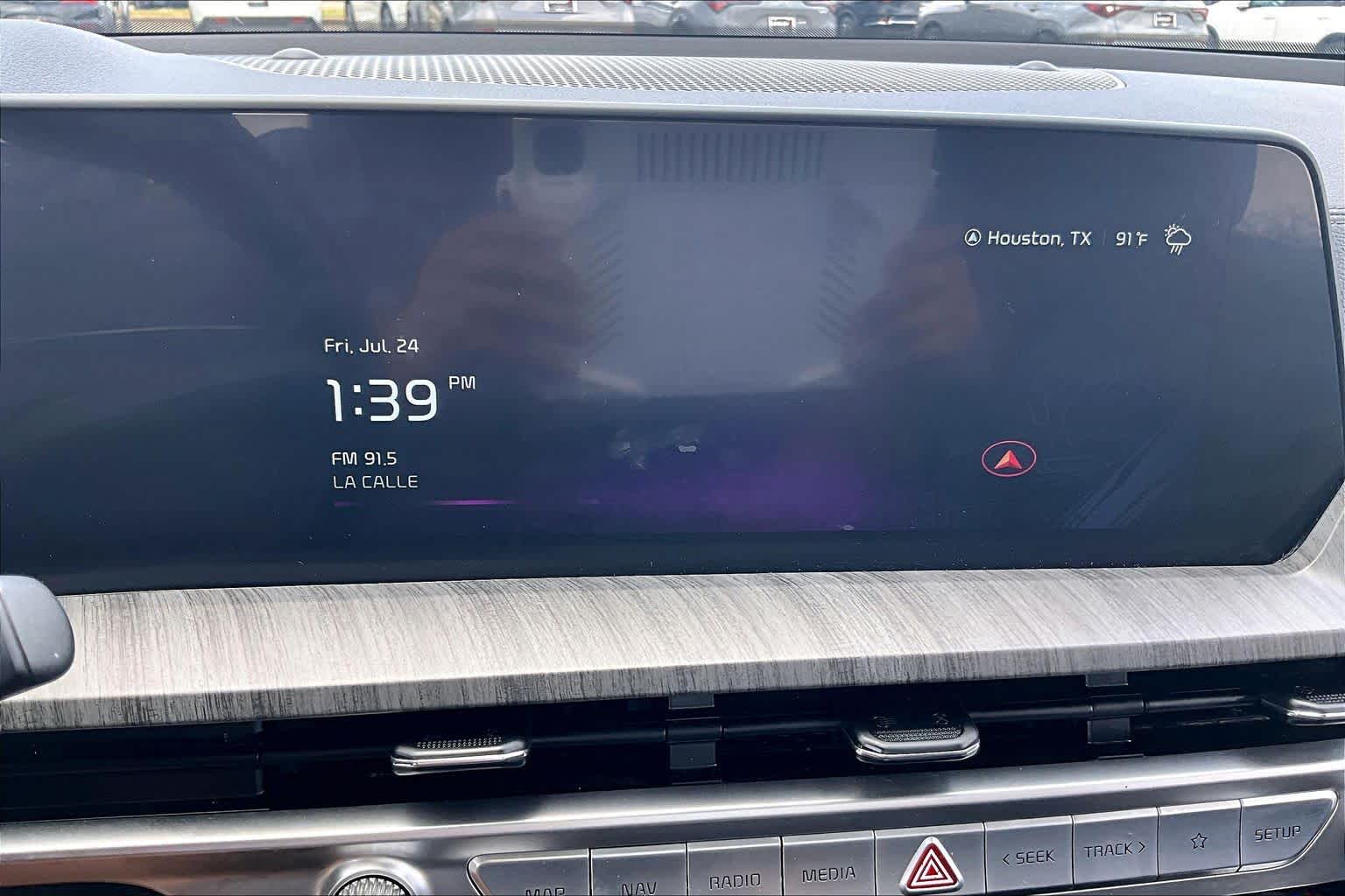 2024 Kia Telluride EX Glacial White Pearl at Friendly Ford Crosby