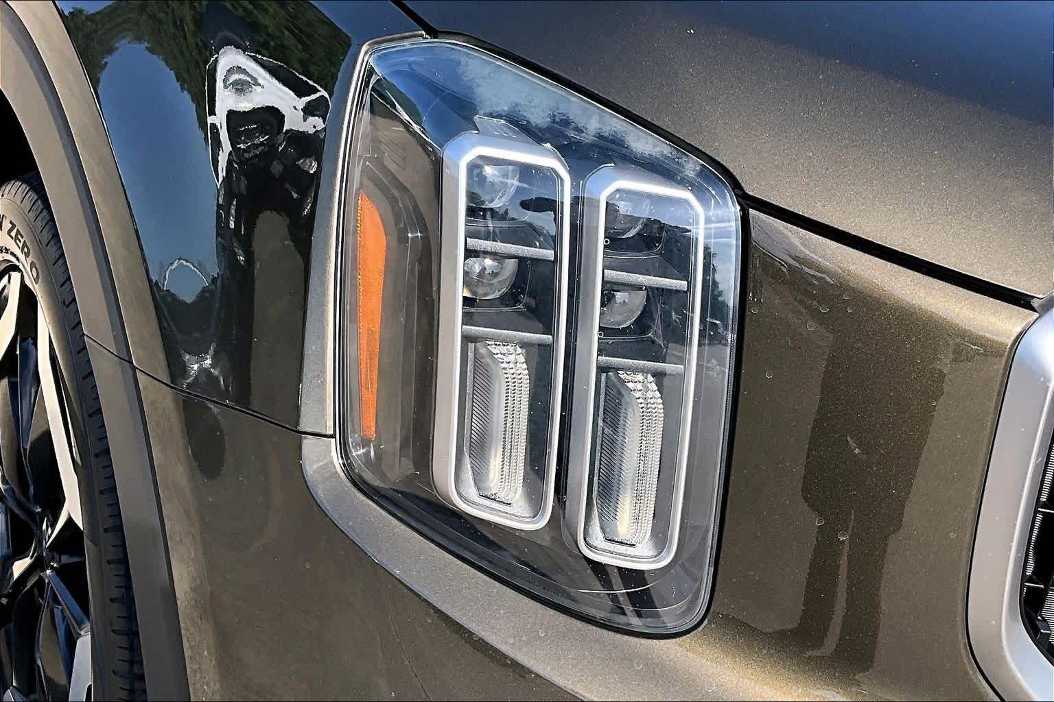 2023 Kia Telluride EX Dark Moss at Friendly Ford Crosby