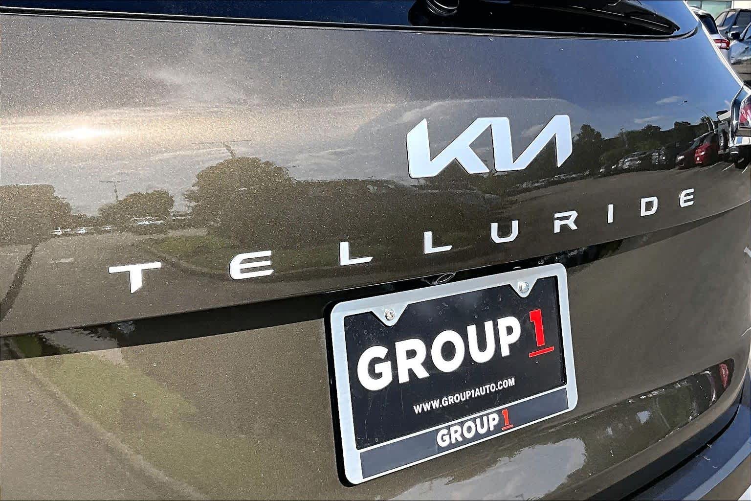 2023 Kia Telluride EX Dark Moss at Friendly Ford Crosby