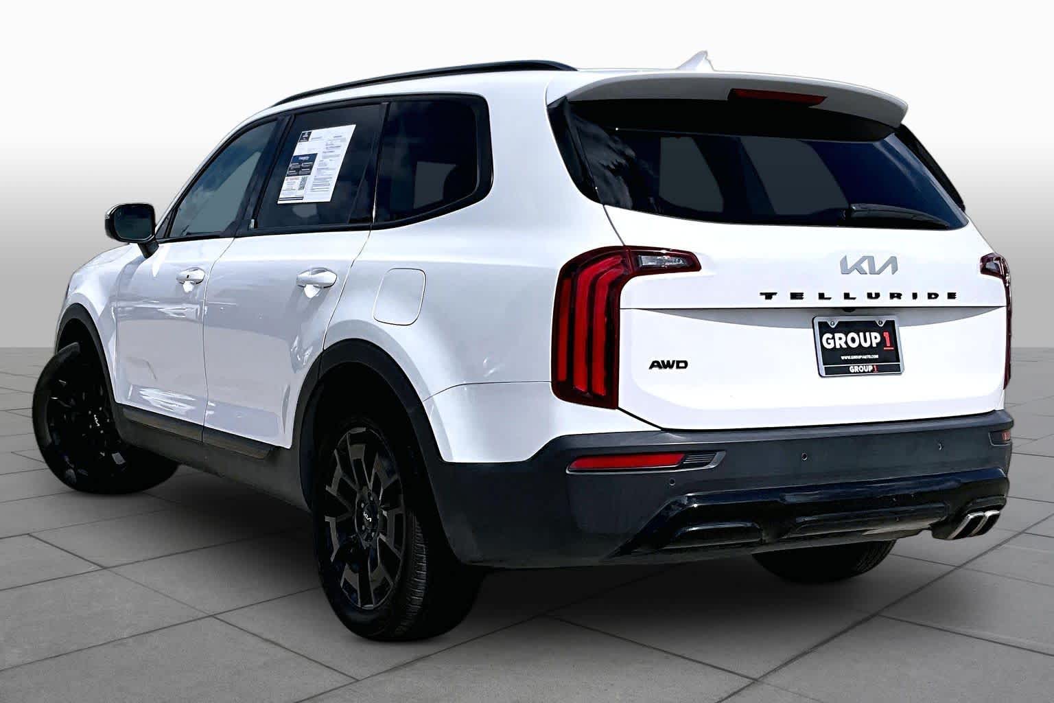 2022 Kia Telluride EX Glacial White Pearl at Westside Kia