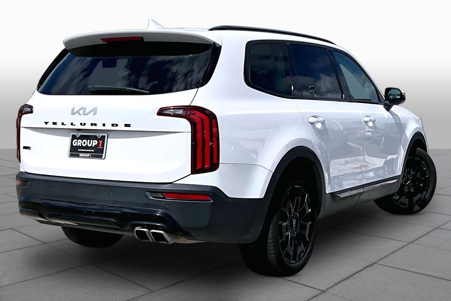 2022 Kia Telluride EX Glacial White Pearl at Westside Kia