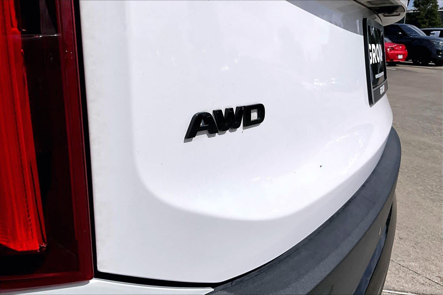 2022 Kia Telluride EX Glacial White Pearl at Westside Kia