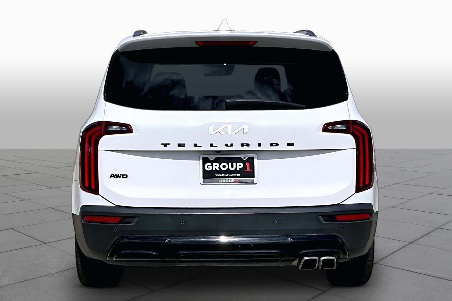 2022 Kia Telluride EX Glacial White Pearl at Westside Kia