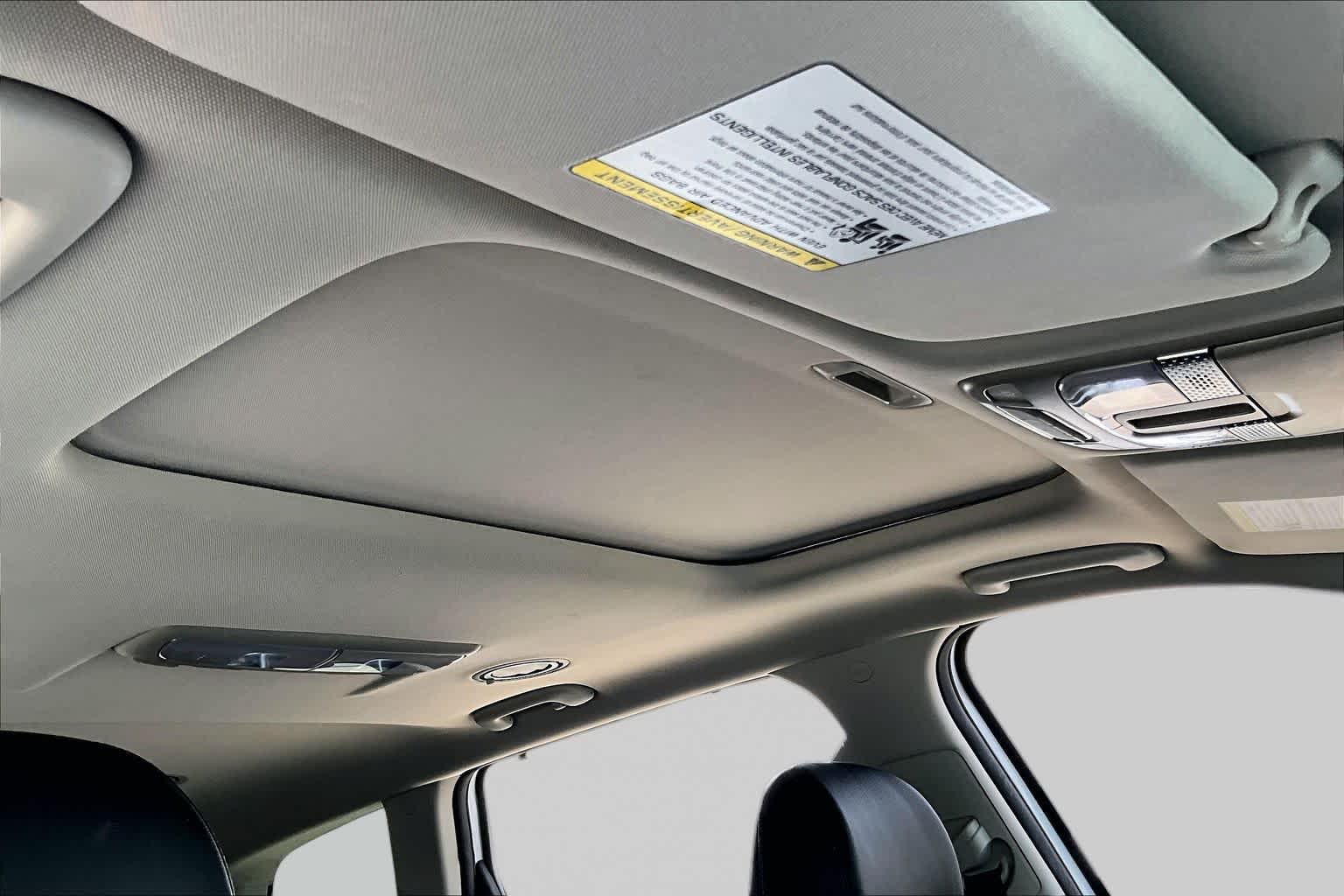 2022 Kia Telluride EX Glacial White Pearl at Westside Kia