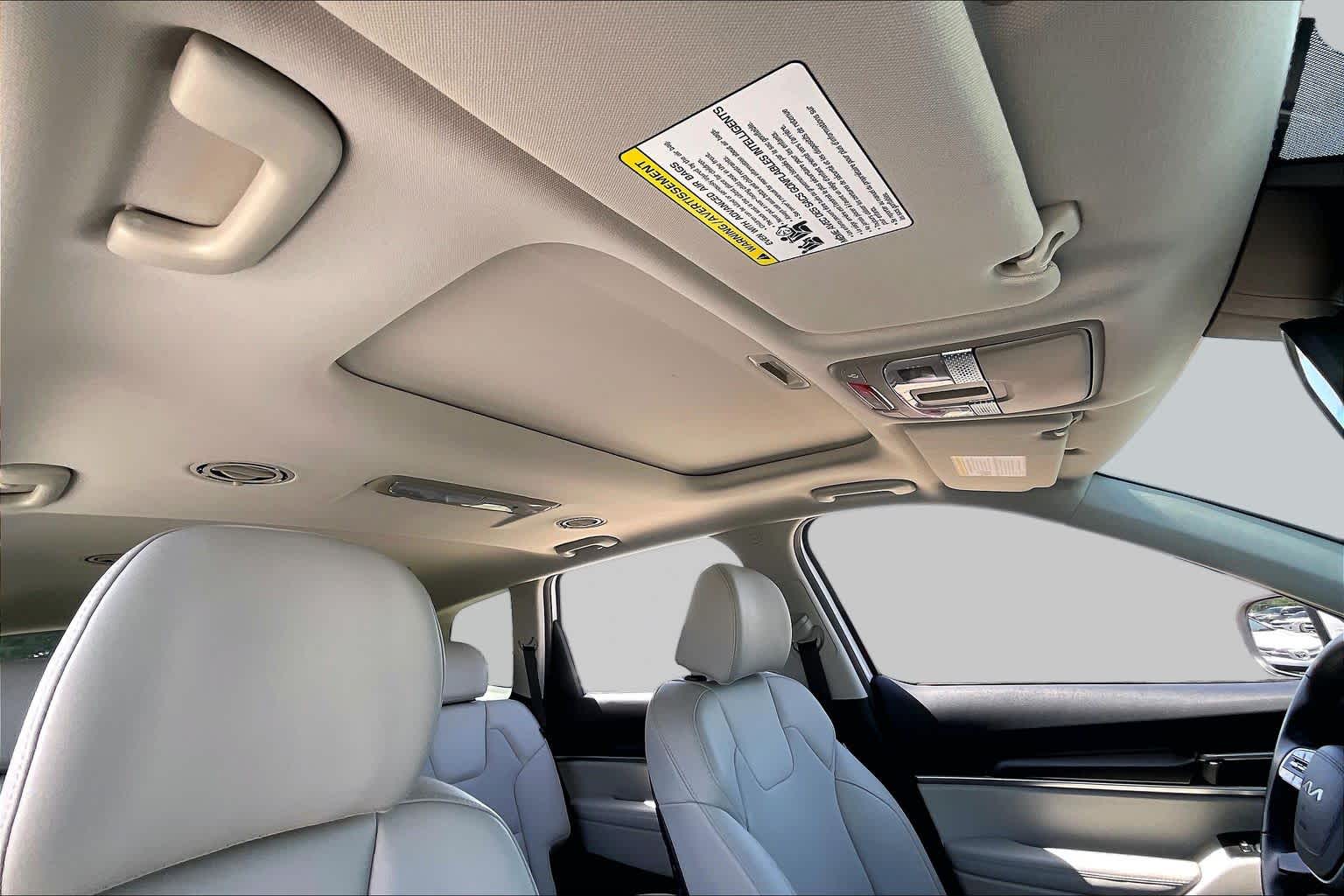 2025 Kia Telluride S Glacial White Pearl at Beck & Masten Kia