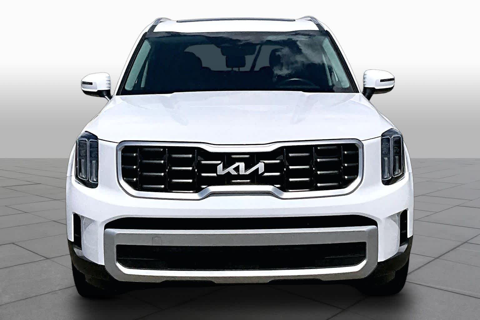 2025 Kia Telluride S Glacial White Pearl at Westside Kia