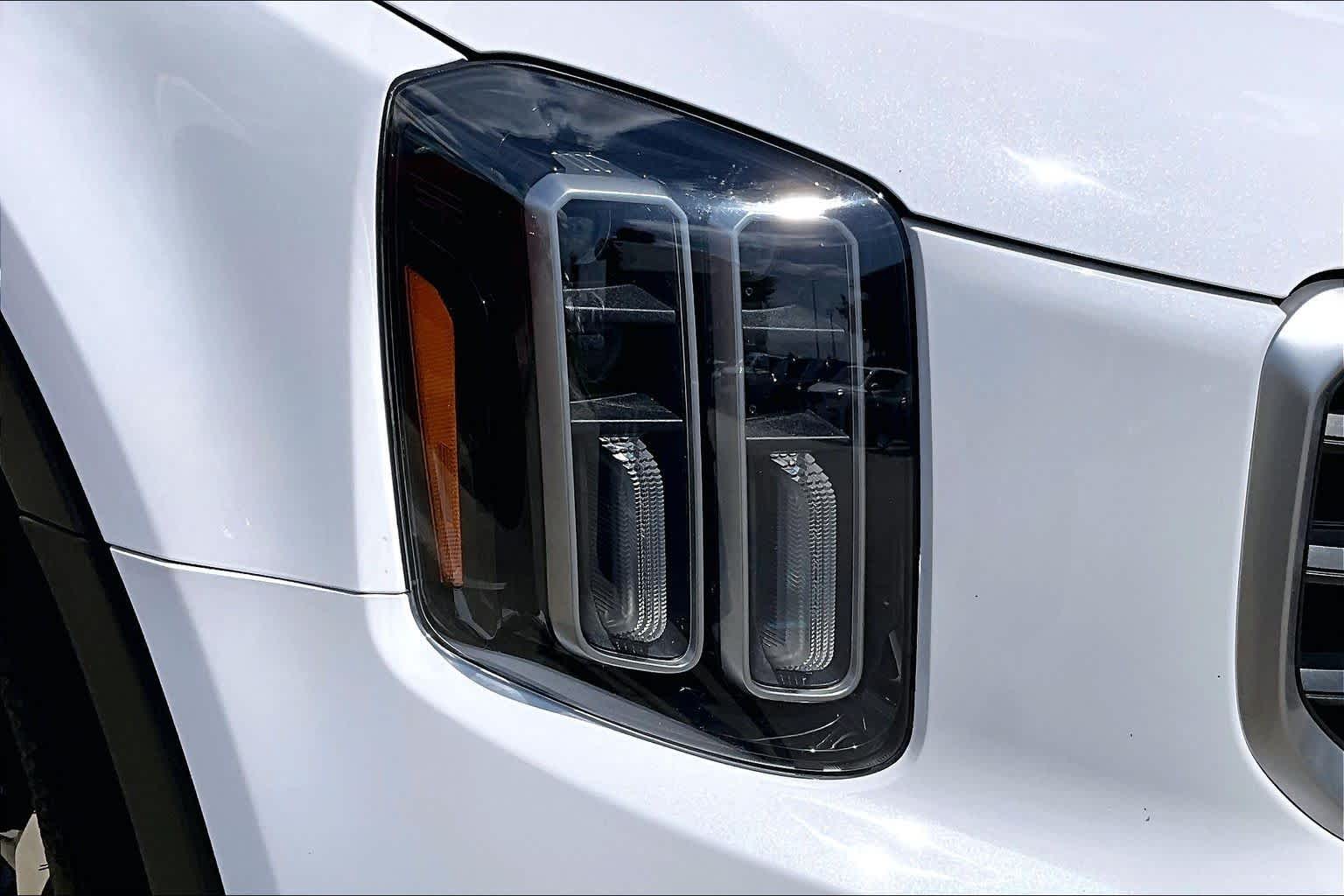 2025 Kia Telluride S Glacial White Pearl at Westside Kia