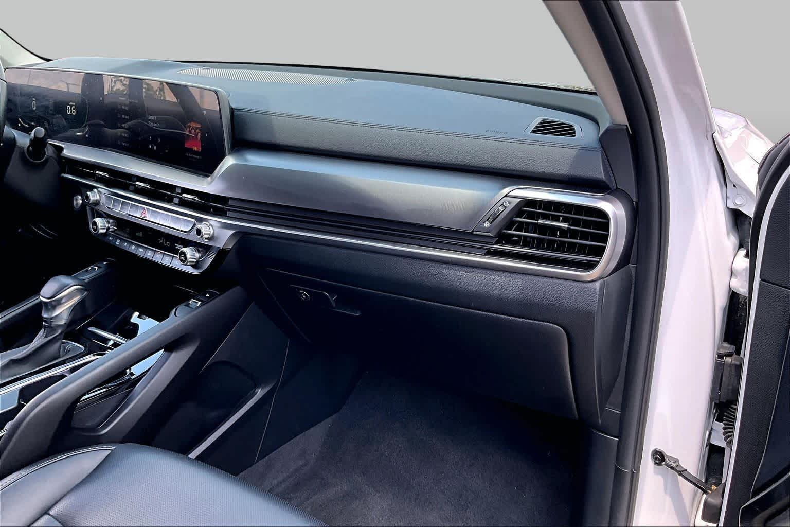 2025 Kia Telluride S Glacial White Pearl at Westside Kia