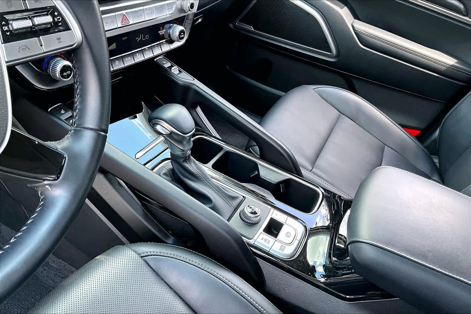2025 Kia Telluride S Glacial White Pearl at Westside Kia