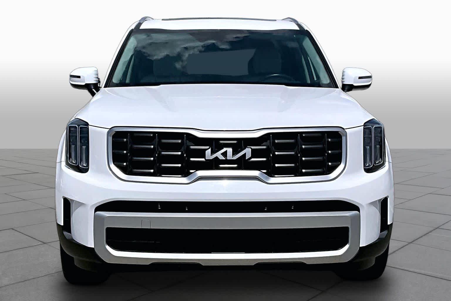 2025 Kia Telluride S Glacial White Pearl at Westside Kia